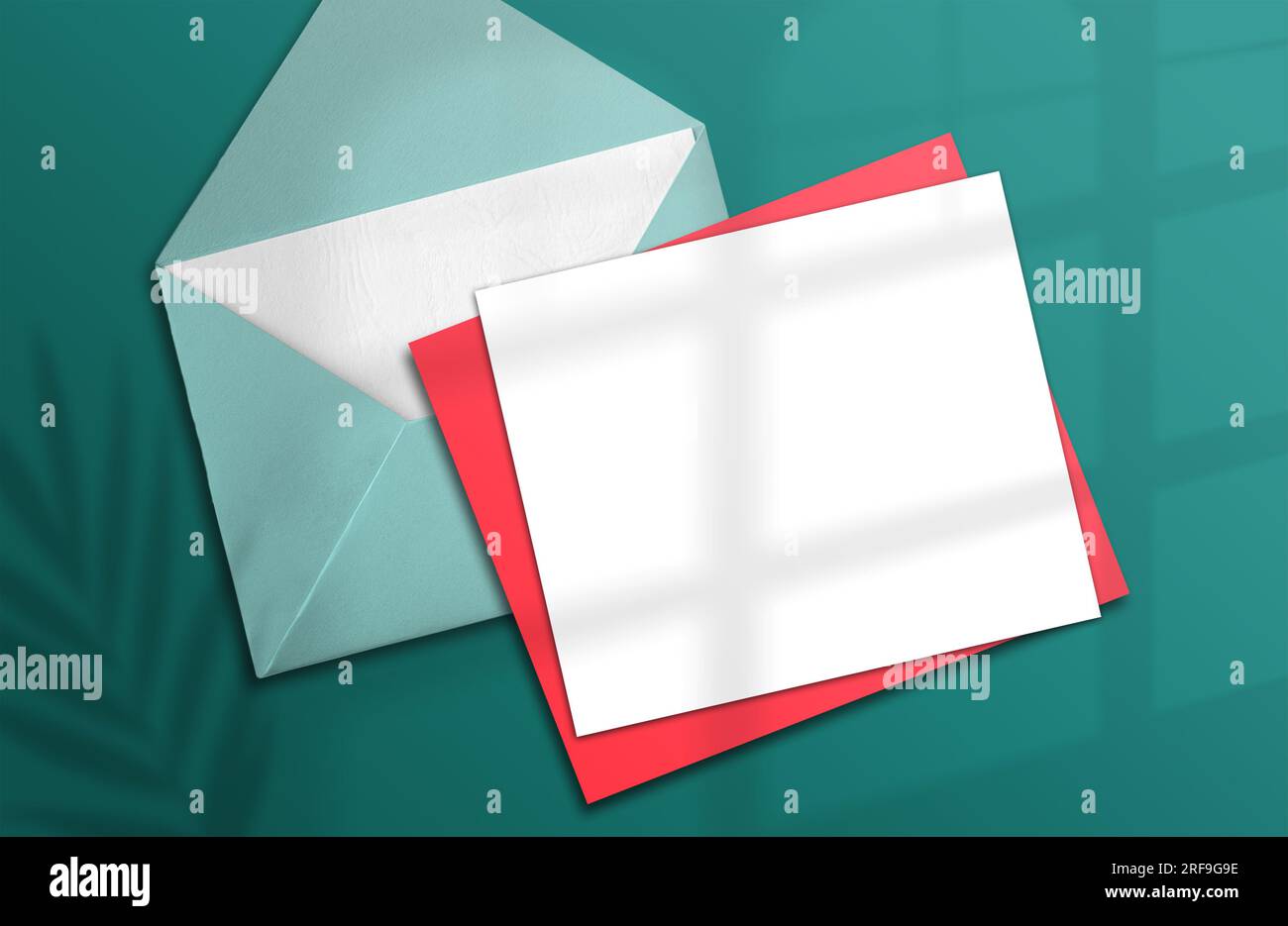 Vorlage für Logo-Papier. Ein quadratisches Papiermodell in realistischen Farbtönen mit einem Umschlag auf hellgrünem Hintergrund. Tropische Schattenpflanzen. Vorlage, Flyer, S. Stockfoto