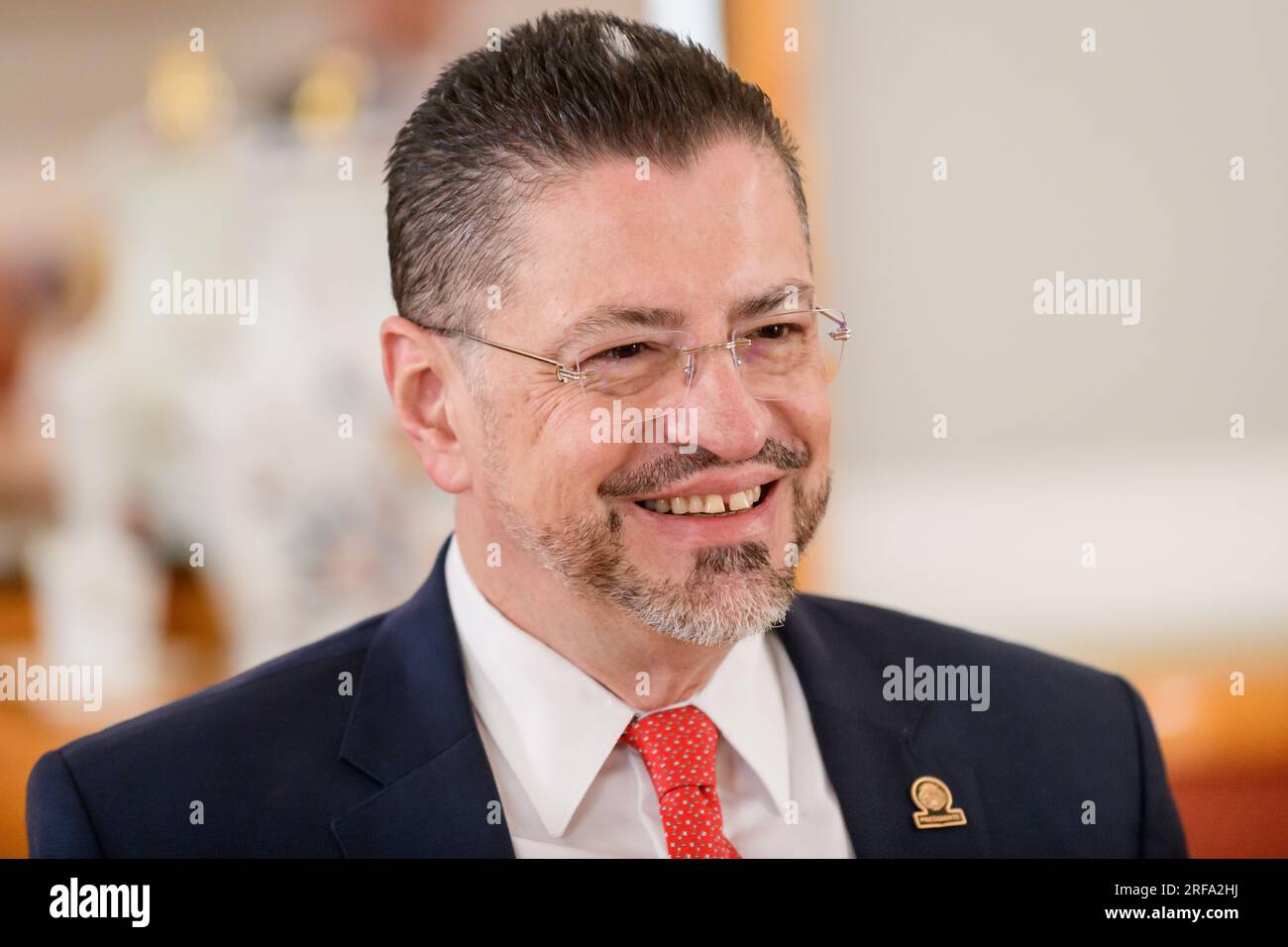 RIGA, LETTLAND. 20. Juli 2023 Der lettische Präsident Edgars Rinkevics trifft sich mit dem Präsidenten von Costa Rica, Rodrigo Chaves (auf Foto) Stockfoto