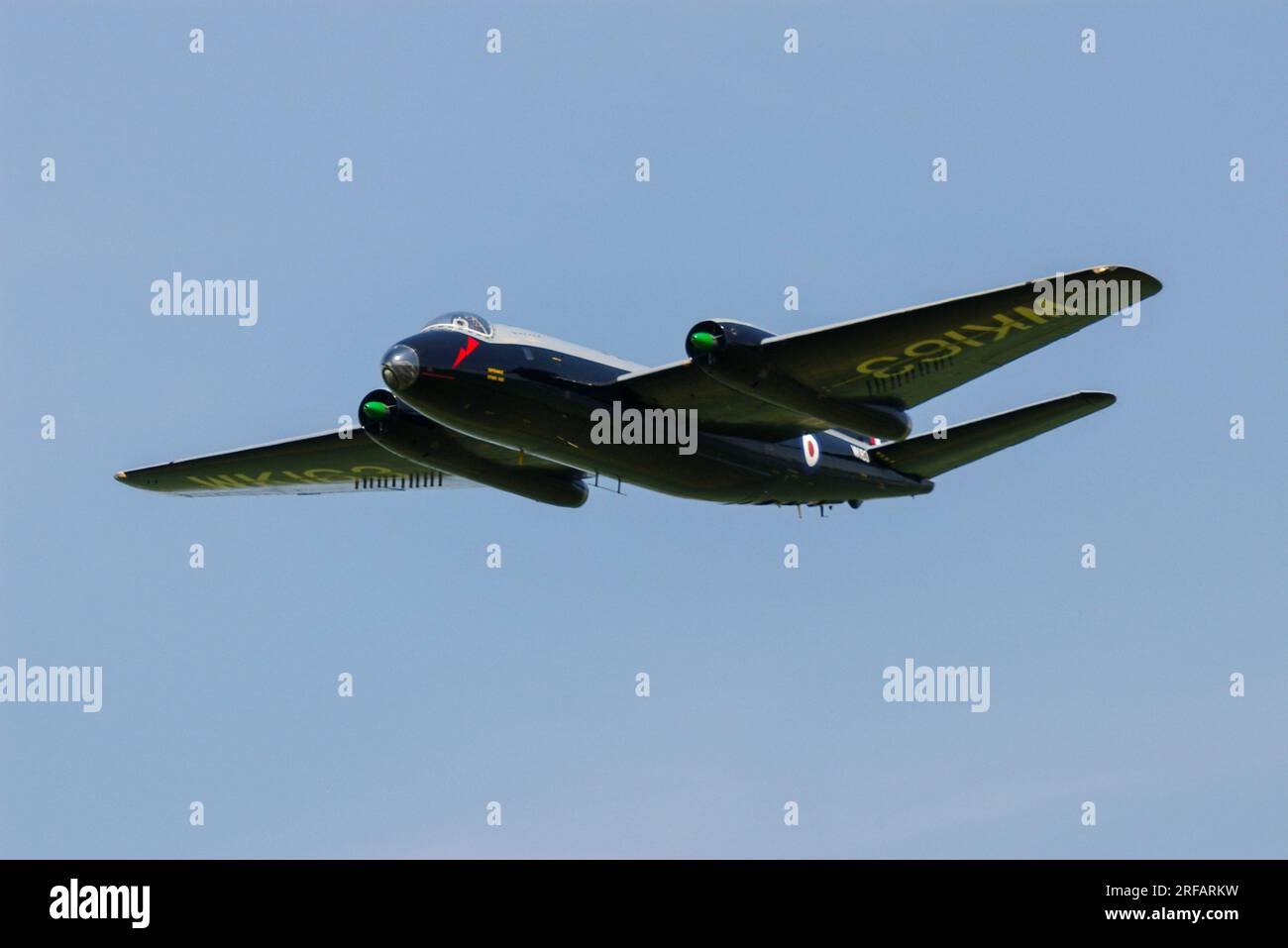 English Electric Canberra B2/6 Classic Jet plane WK163, G-BVWC, bei RAF Waddington, Großbritannien. 1957 erreichte sie den Weltrekord von 70.310 Metern Höhe Stockfoto