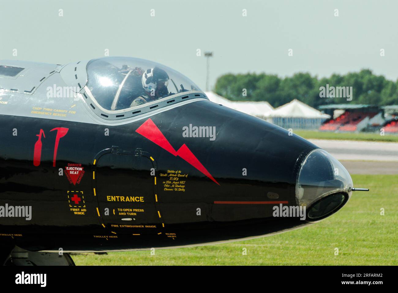 English Electric Canberra B2/6 Classic Jet plane WK163, G-BVWC, bei RAF Waddington, Großbritannien. 1957 erreichte sie den Weltrekord von 70.310 Metern Höhe Stockfoto
