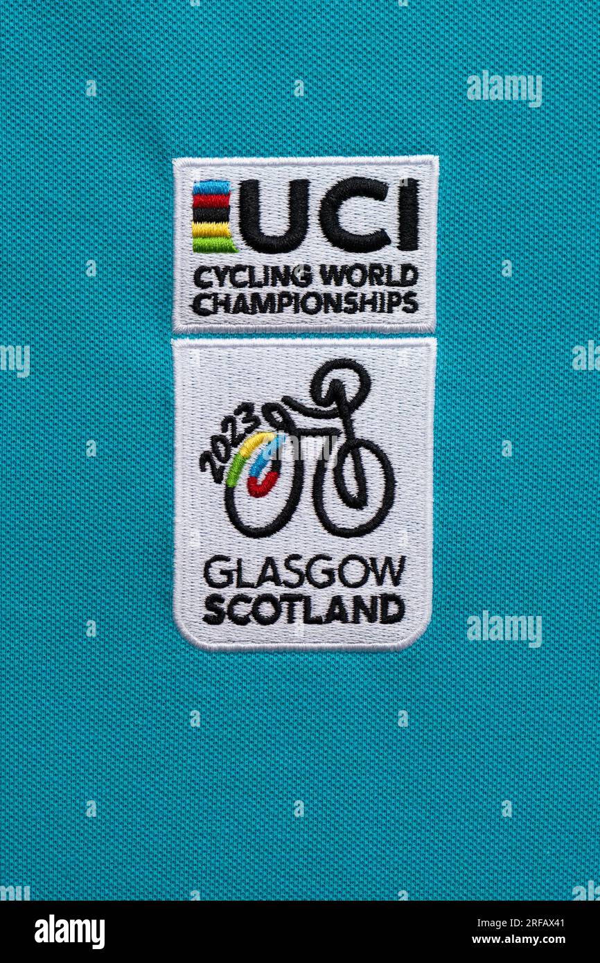 UCI Cycling World Championships Glasgow 2023 Logo auf Freiwilligenuniform für Veranstaltungen – Glasgow, Schottland, Großbritannien Stockfoto