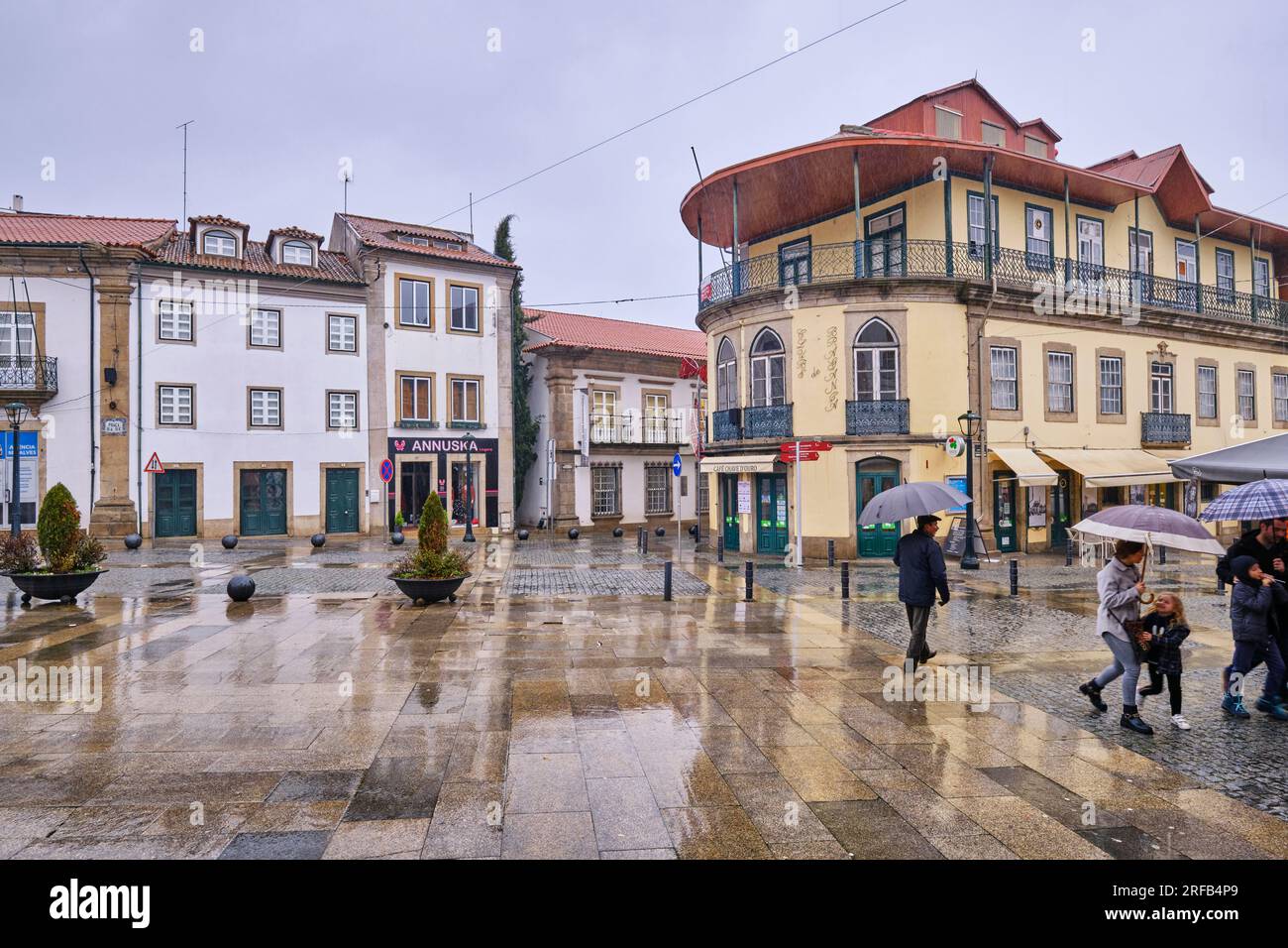 Das historische Zentrum von Braganca an einem regnerischen Tag. Tras-os-Montes, Portugal Stockfoto