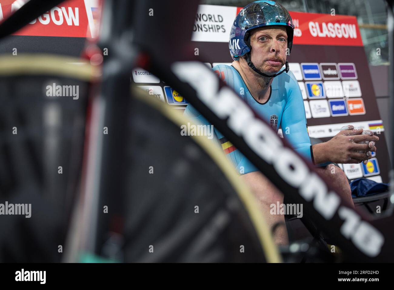 Glasgow, Großbritannien. 02. Aug. 2023. Belgische Diederick Schelfhout vor der Individual Pursuit Qualification Event C2 in Glasgow, Schottland, Teil der UCI World Championships Cycling, Mittwoch, 02. August 2023. UCI organisiert die Welten mit allen Disziplinen des Radfahrens, Straßenradfahren, Indoor-Radfahren, Mountainbike, BMX-Rennen, Straßen- und Hallenparkradfahren, in Glasgow vom 05. Bis 13. August. BELGA FOTO DAVID PINTENS Kredit: Belga News Agency/Alamy Live News Stockfoto