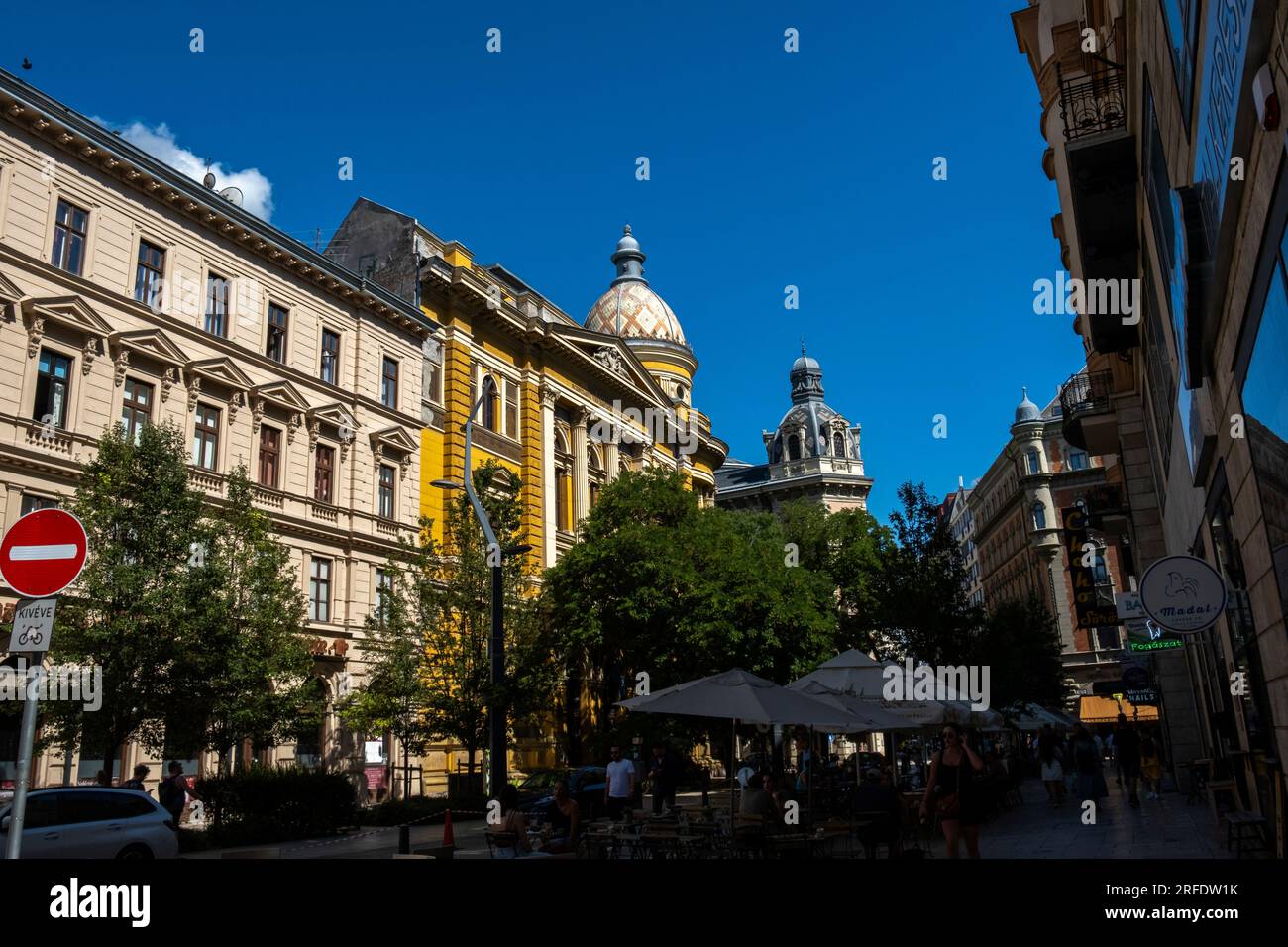 Die ELTE-Universitätsbibliothek auf dem Ferenciek-Platz, Budapest, Ungarn Stockfoto