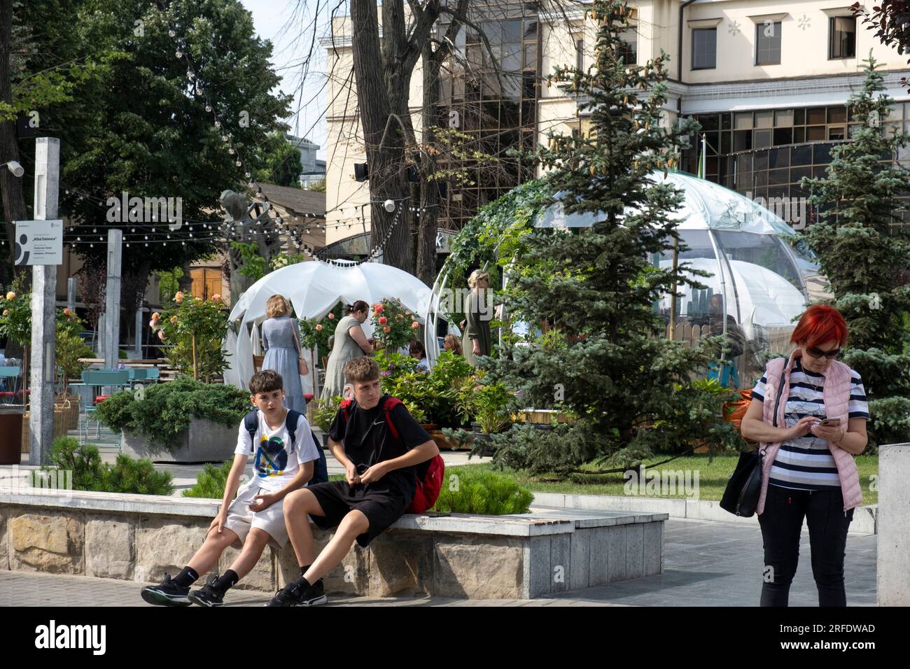 Bonjour Café in Stefan Cell Mare si Sfant Boulrvard. Chisinau Moldova Stockfoto