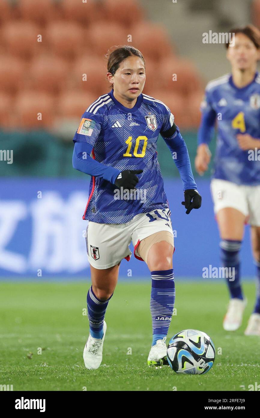 Hamilton, Neuseeland. 22. Juli 2023. FUKA NAGANO (JPN), 22. Juli 2023 - Fußball/Fußball : #10 Fuka NAGANO of Japan läuft mit dem Ball während des FIFA Womens World Cup Australia & Neuseeland 2023 Group C-Spiels zwischen Japan und Sambia im Waikato Stadium in Hamilton, Neuseeland. Kredit: AFLO/Alamy Live News Stockfoto