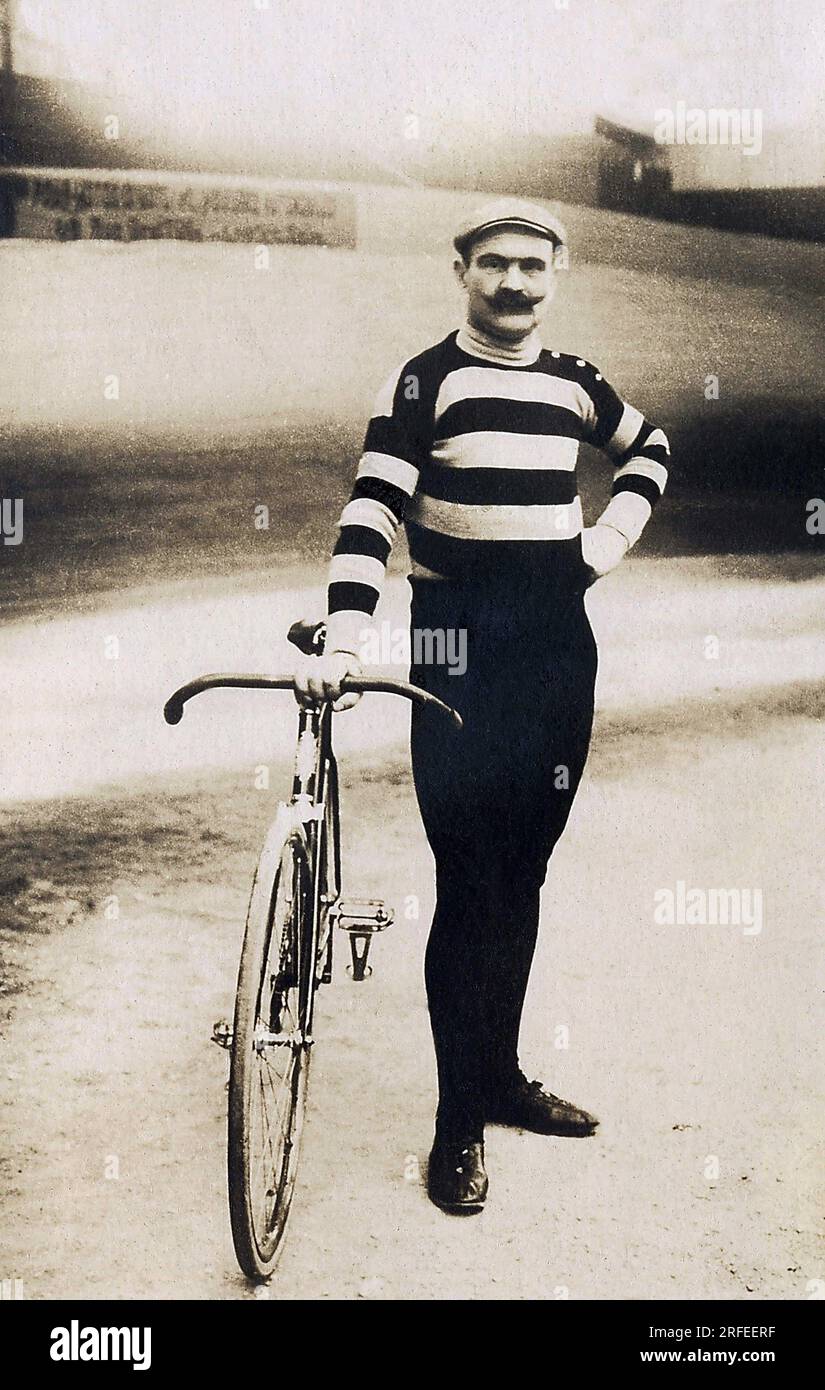 Portrait de Hippolyte Aucouturier (1876-1940), dit "Le Terrible", cycliste Francais. Fotografie, Debüt du 20e siècle. Stockfoto