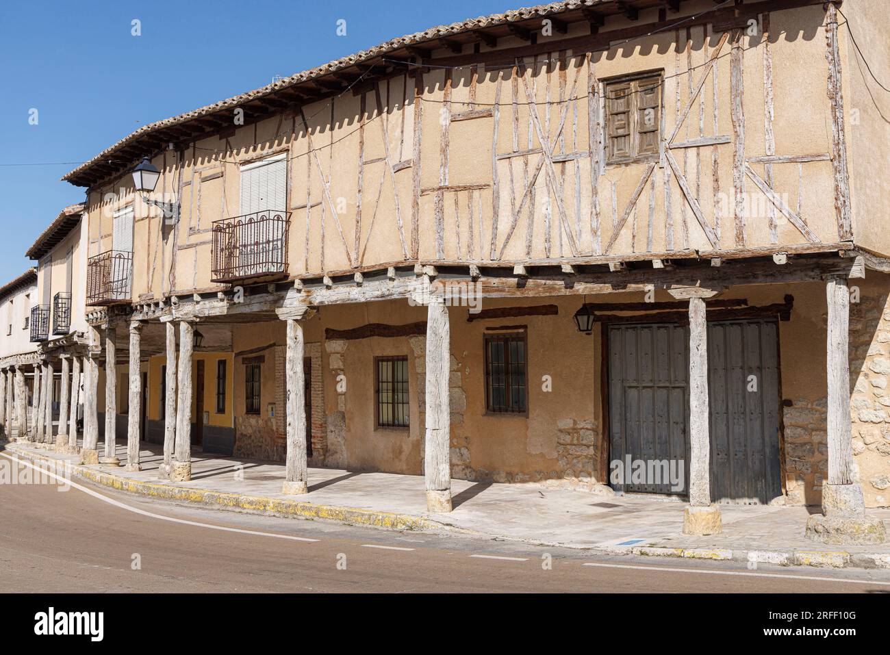 Spanien, Kastilien und Leon, Montealegre de Campos, Ampudia, alte Häuser Stockfoto
