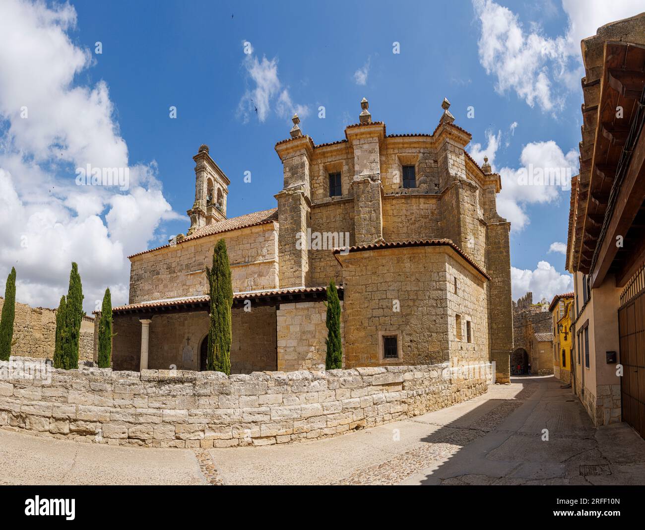 Spanien, Kastilien und Leon, Uruena, Kirche Santa Maria del Azogue Stockfoto