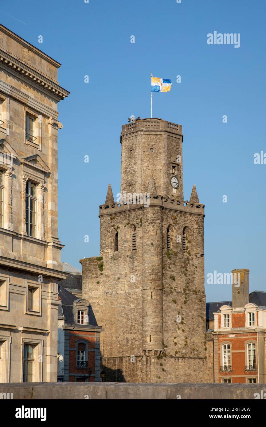 Frankreich, Pas de Calais, Boulogne sur Mer, Glockenturm des Rathauses Stockfoto
