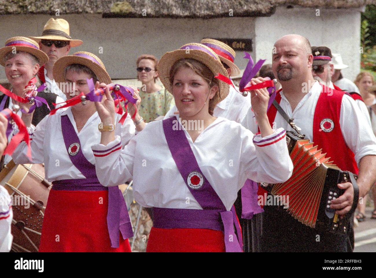 Rivington Morris Tänzer beim Sidmouth Folk Festival 1999 Stockfoto