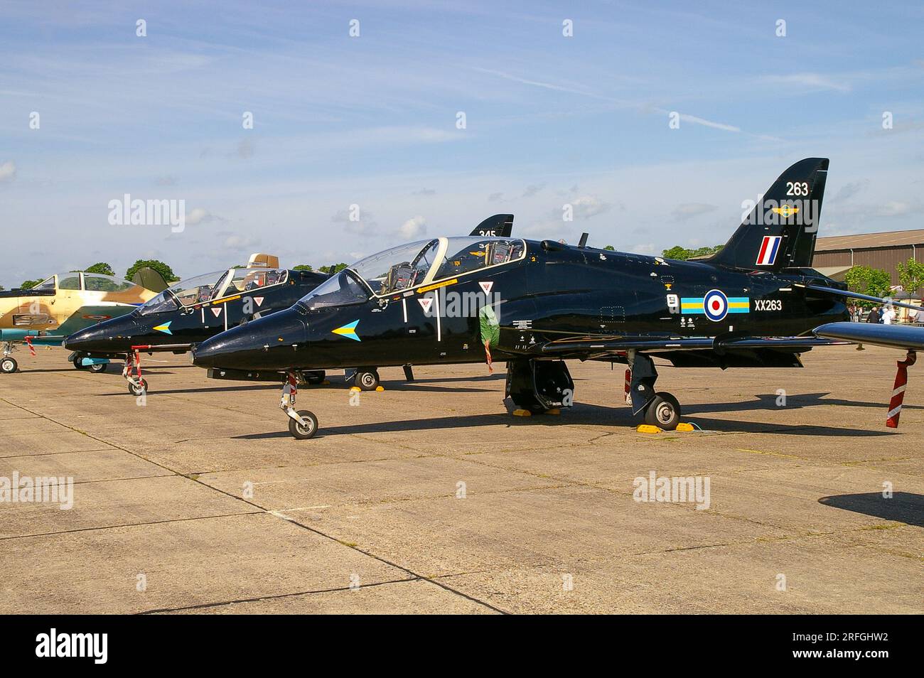 Royal Air Force British Aerospace Hawk T1 Jet Trainer Flugzeug in Duxford ausgestellt. RAF 208 Geschwader BAE Hawk T.1, Teil der Flugschule 4 Stockfoto