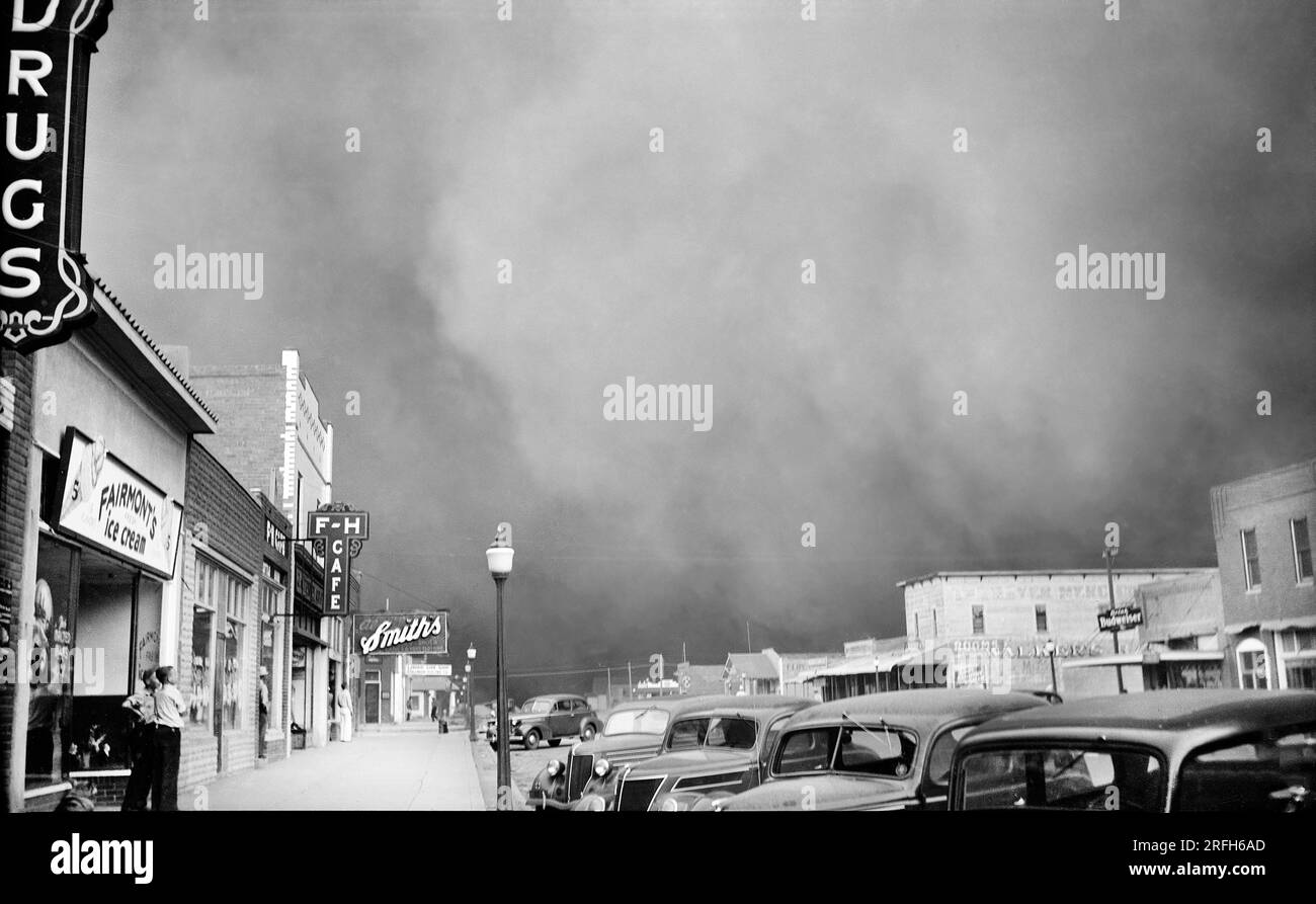 Straßenszene während des Staubsturms, Elkhart, Kansas, USA, Arthur Rothstein, USA Farm Security Administration, 21. Mai 1937 Stockfoto