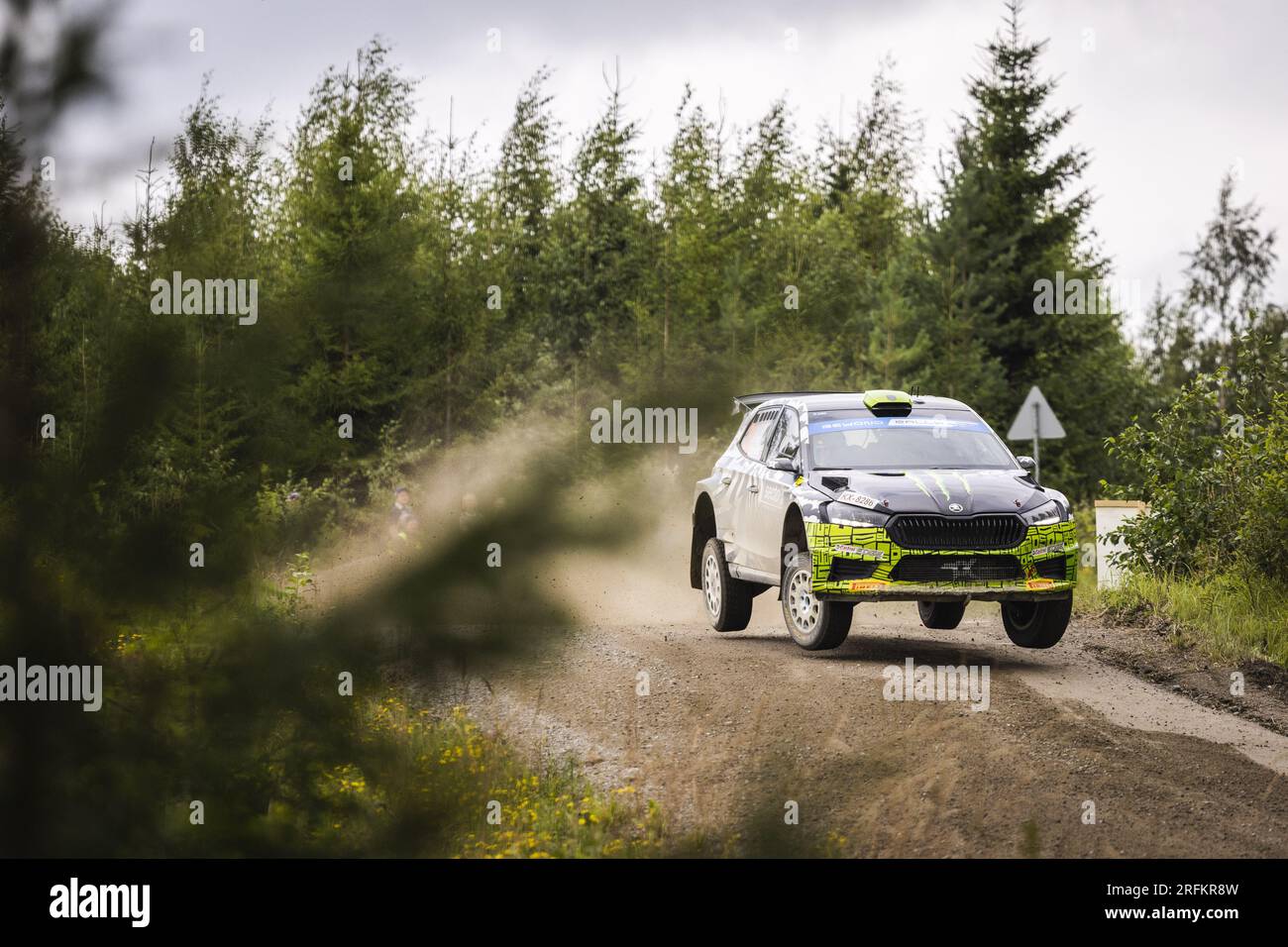 Jyvaskyla, Finnland. 4. August 2023. 21 Oliver SOLBERG (SWE), Elliott EDMONDSON (GBR), SKODA FABIA RS, RC2, Rally2, Action während der Rally Finland 2023, 9. Runde der WRC World Rally Car Championship 2023, vom 3. Bis 6. August 2023 in Jyvaskyla, Finnland. Kredit: Unabhängige Fotoagentur/Alamy Live News Stockfoto