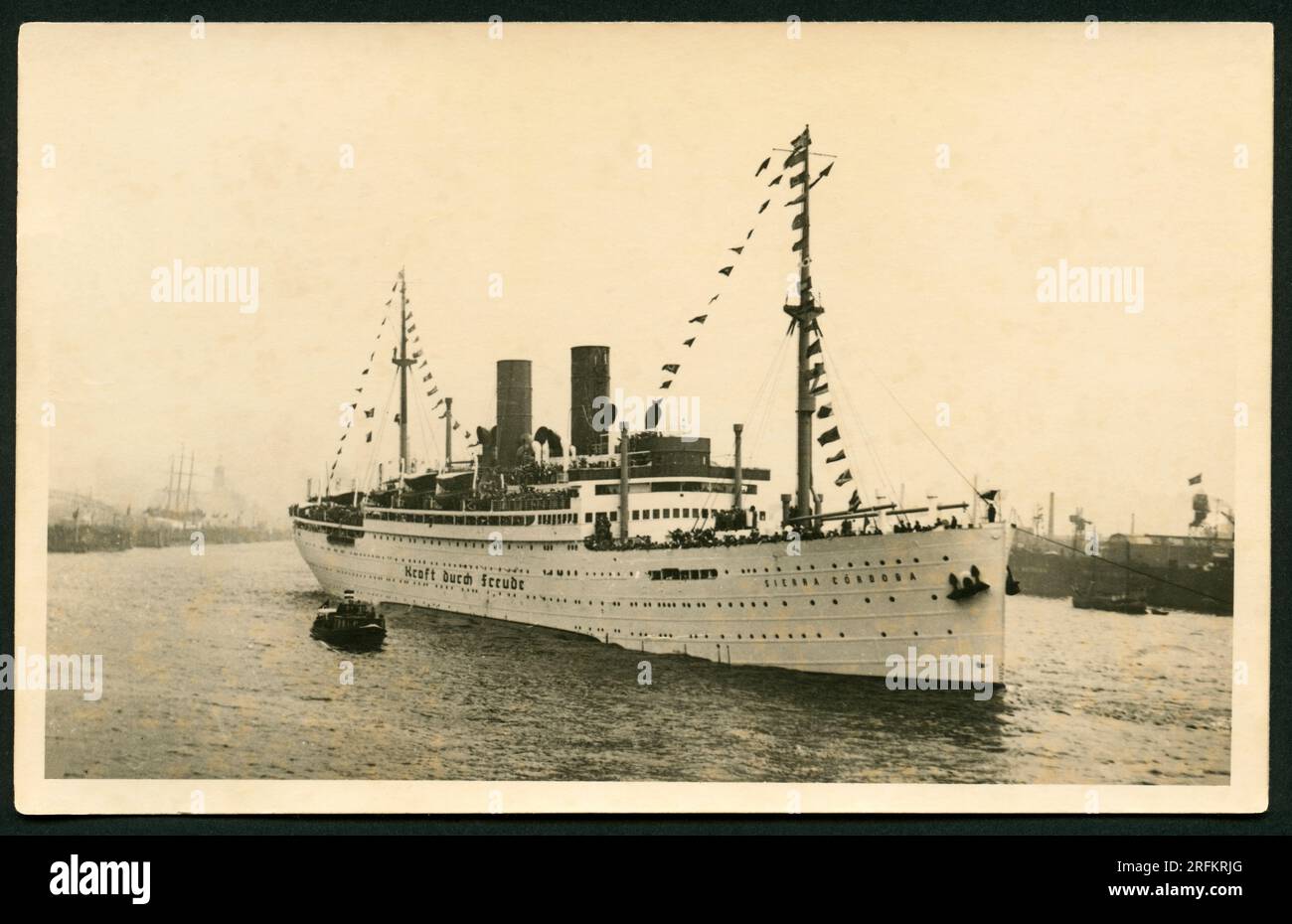 Europa, Deutschland, die ' Sierra Cordoba ', Passagierschiff der nationalsozialistischen Organisation ' Kraft durch Freude ' , Originaltext : ' Meine erste Reise mit der Sierra Cordoba nach Norwegen, Hamburg, 5. Mai 1937 , Rechte werden nicht vertreten . / Europa, Deutschland, das Passagierschiff " Sierra Cordoba " der Nationalsozialistischen Organisation " Kraft durch Freude ", Originaltext : " Meine erste Reise mit der Sierra Cordoba nach Norwegen, Hamburg, 5 . Mai 1937 , es gibt keine Rechte . Stockfoto
