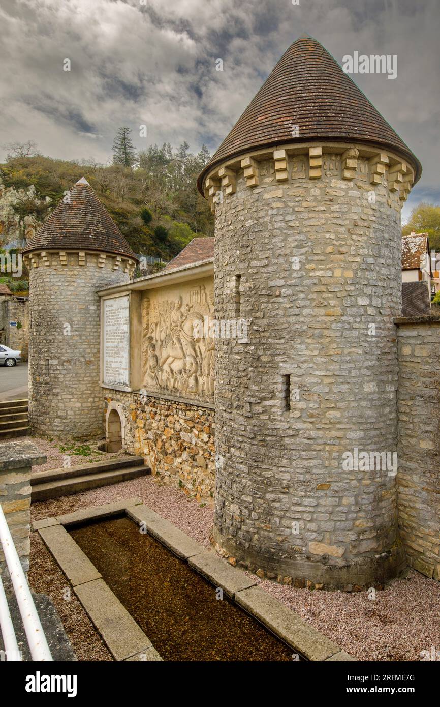 Frankreich, Normandie, Calvados, Bessin, Falaise, rue de la Roche, Fontaine d'Arlette, Stockfoto