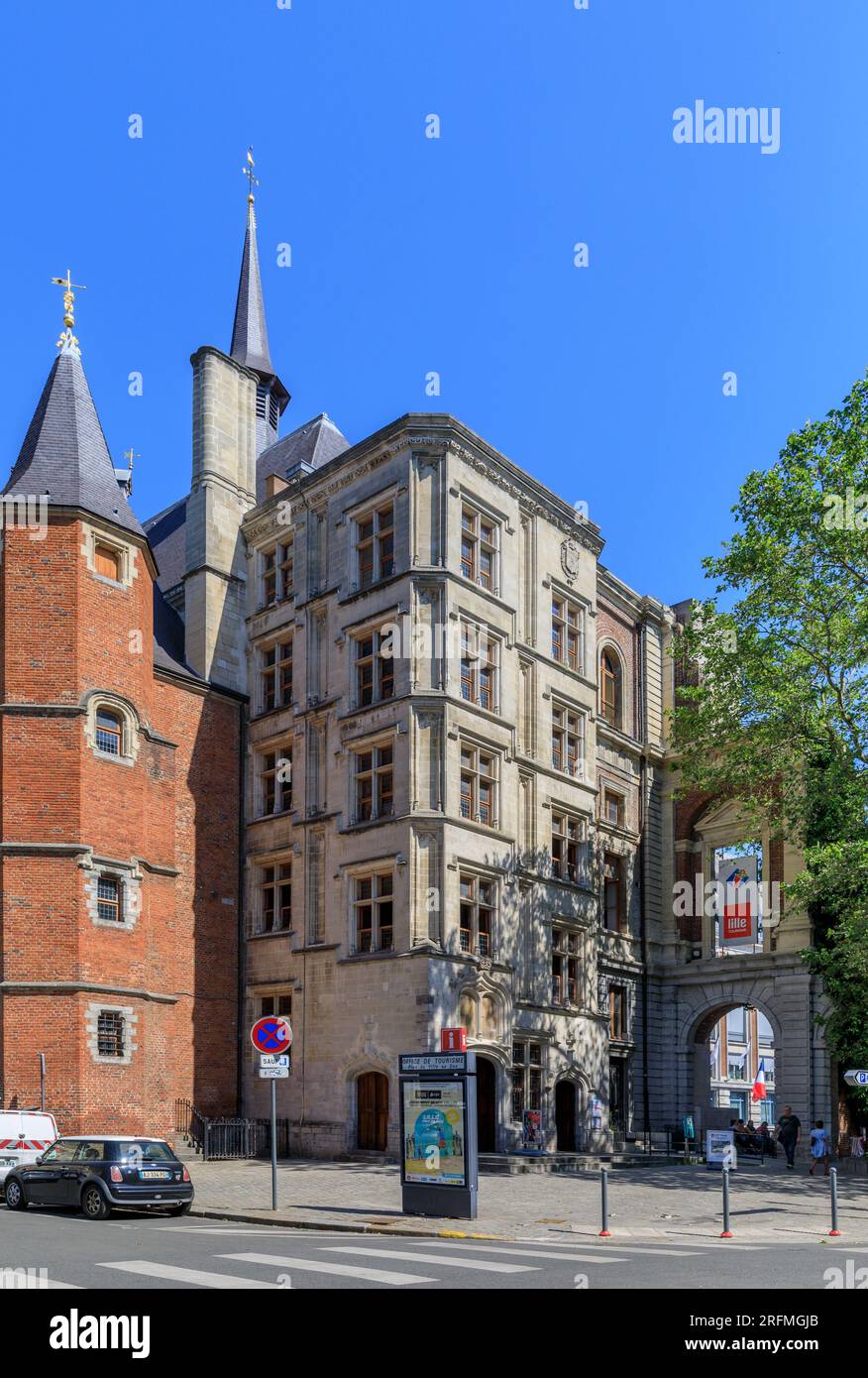 Frankreich, Region Hauts-de-France, Departement Nord, Lille, Vieux Lille, Place Rihour, Tourismusbüro, Stockfoto