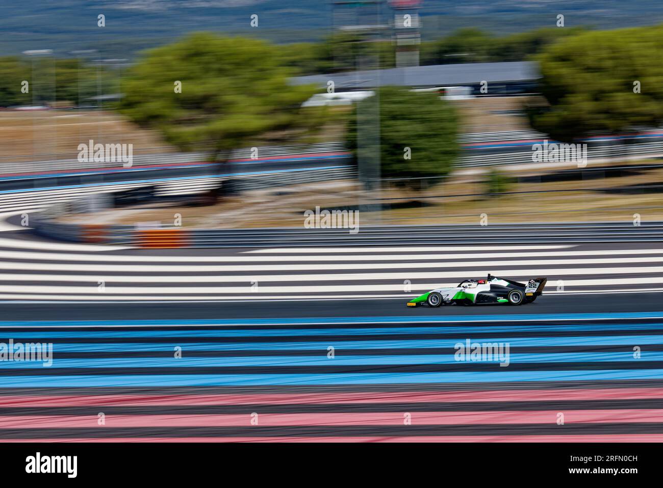 Italienische F4-Meisterschaft im Circuit Paul Ricard, Castellet, FRANKREICH, 22/07/2023 Florent 'MrCrash' B.. Stockfoto