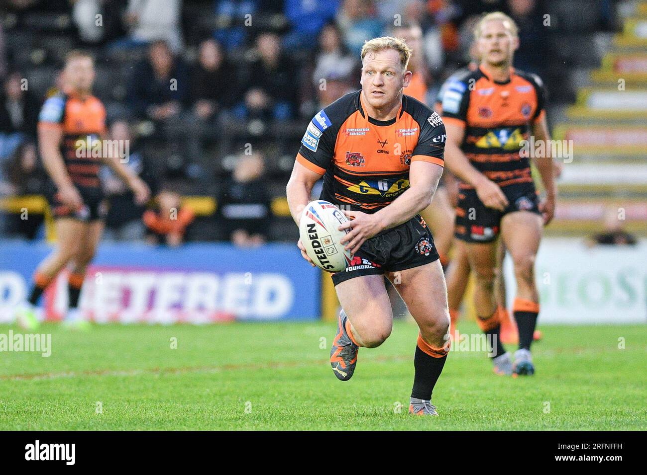 Castleford, Großbritannien. 4. August 2023 Jordan Johnstone von Castleford Tigers in Aktion. Rugby League Betfred Super League , Castleford Tigers vs Huddersfield Giants im MEND-A-Hose Stadium, Castleford, UK Kredit: Dean Williams/Alamy Live News Stockfoto