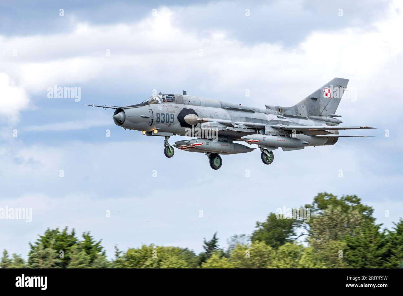 Polnische Luftwaffe - Sukhoi Su-22M4, Ankunft in RAF Fairford für die Royal International Air Tattoo 2023. Stockfoto