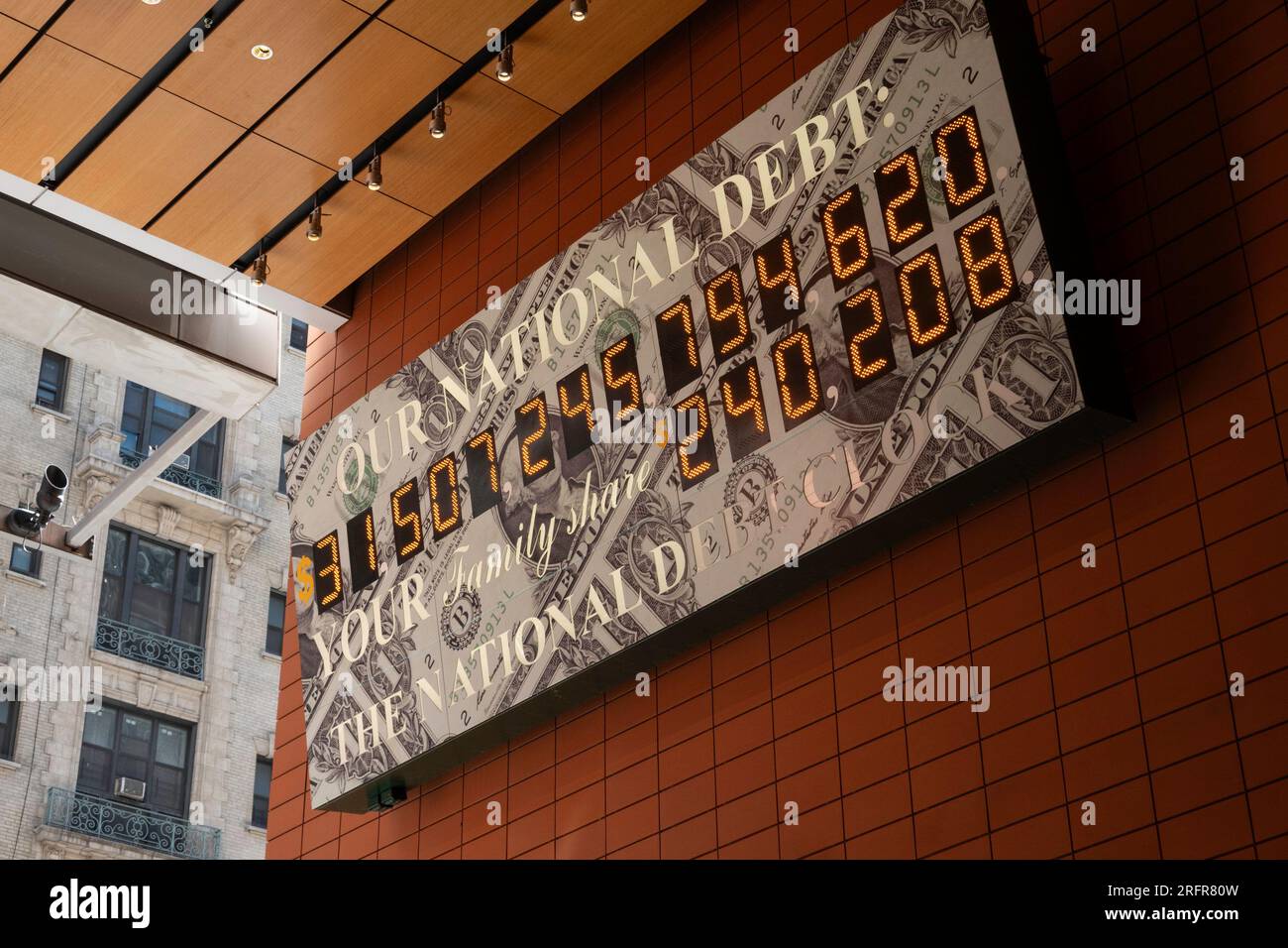 Nationale Schuldenuhr am Times Square, New York City, USA 2023 Stockfoto