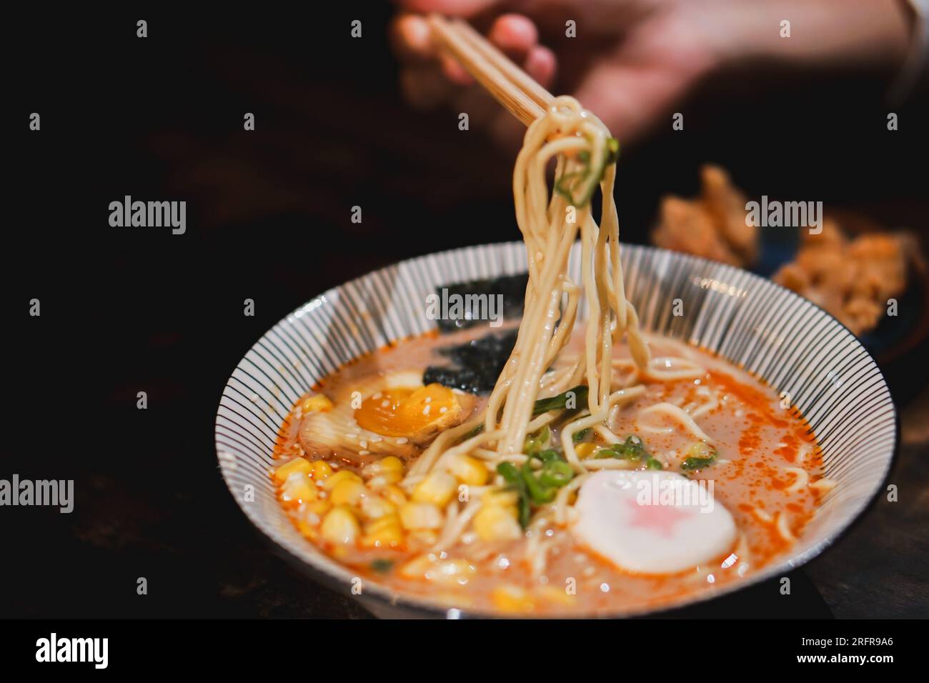 Ramen mit scharfer Miso-Suppe Stockfoto