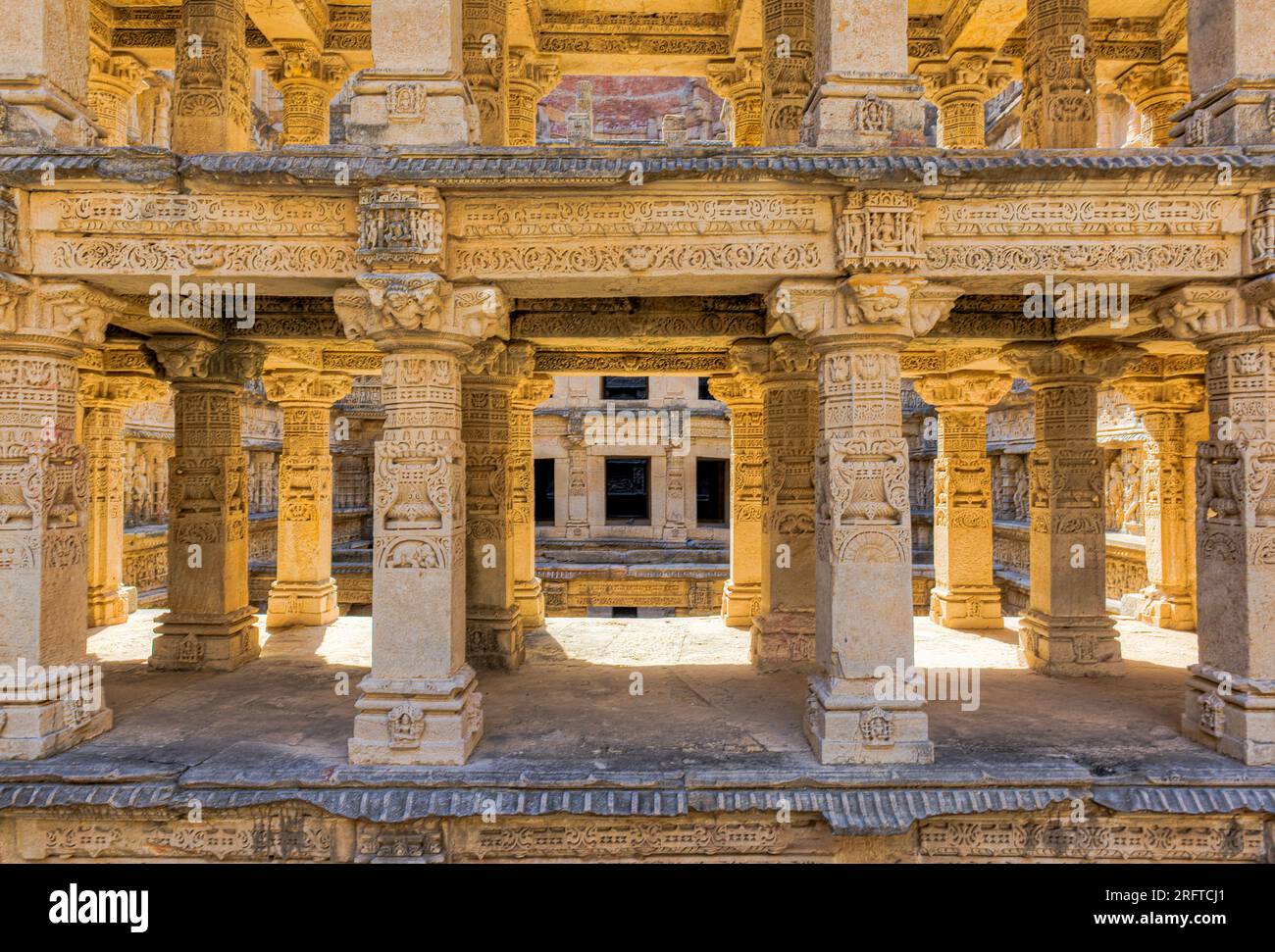 Rani ki Vav, ein bemerkenswertes architektonisches Meisterwerk im Bundesstaat Gujarat, Indien, Stockfoto Rani ki Vav, ein bemerkenswertes architektonisches Meisterwerk im Bundesstaat Gujarat, Indien, Stockfoto