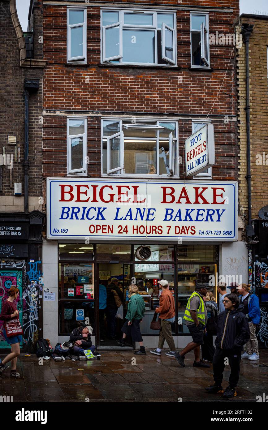 Beigel Bake - 24-stündige Bäckerei und Geschäfte in Brick Lane, Shoreditch im Londoner East End. London 24 Stunden Bagel Shop in Brick Lane. Stockfoto