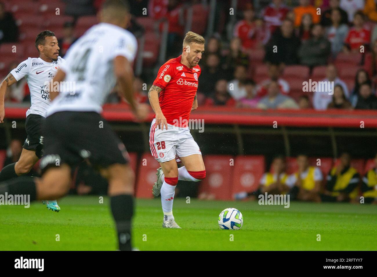 Porto Alegre, Brasilien. 05. Aug. 2023. 5. August 2023, Porto Alegre, Rio Grande do Sul, Brasilien: Beira-Rio Stadium Pedro Henrique do Internacional, während des Spiels zwischen Internacional und Korinthians, für die 18. Runde der brasilianischen Meisterschaft A 2023, im Estadio Beira-Rio, diesen Samstag, 05. 30761 (Kreditbild: © max Peixoto/Sport Press Photo via Credit: Zuma Press/Alamy Live News Stockfoto