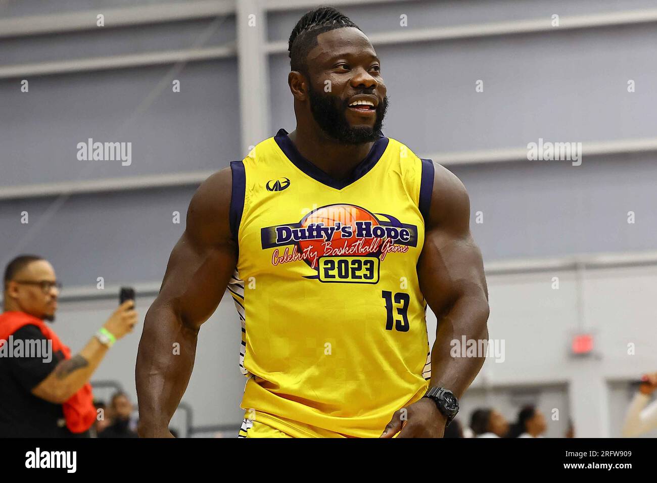 Wilmington, DE, USA. 5. Aug. 2023. BODYBUILDER und Influencer ROBERT WILMOTE (13) nahm am 19. Jährlichen Basketballspiel Duffy's Hope Celebrity am Samstag, den 05. August 2023, in Chase Fieldhouse in Wilmington Teil. ENTF. Erlöse kommen der gemeinnützigen Organisation Duffy's Hope Youth Programming zugute. (Kreditbild: © Saquan Stimpson/ZUMA Press Wire) NUR REDAKTIONELLE VERWENDUNG! Nicht für den kommerziellen GEBRAUCH! Stockfoto