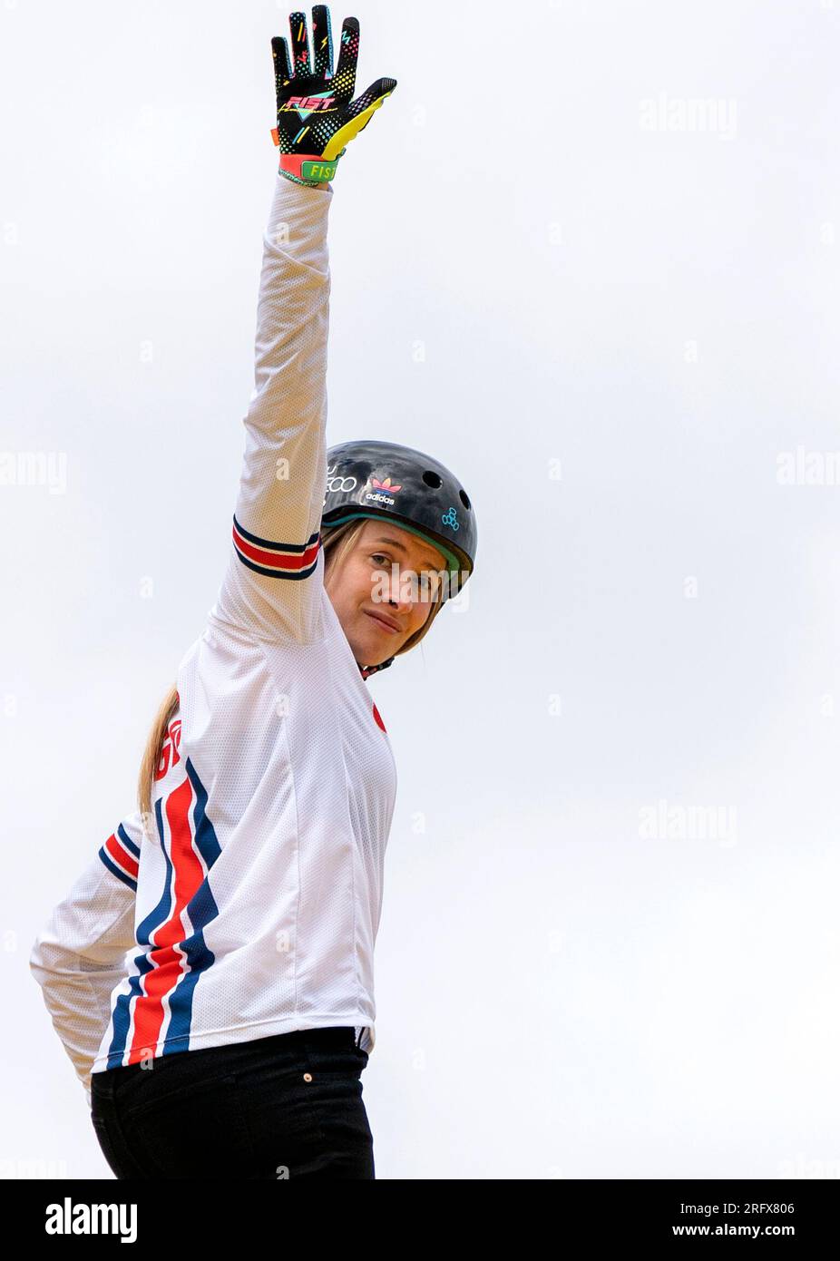 Die britische Charlotte Worthington nimmt am vierten Tag der UCI-Radweltmeisterschaft 2023 in Glasgow Green, Glasgow, an der Elite-Qualifikation für Frauen im BMX Freestyle Teil. Foto: Sonntag, 6. August 2023. Stockfoto