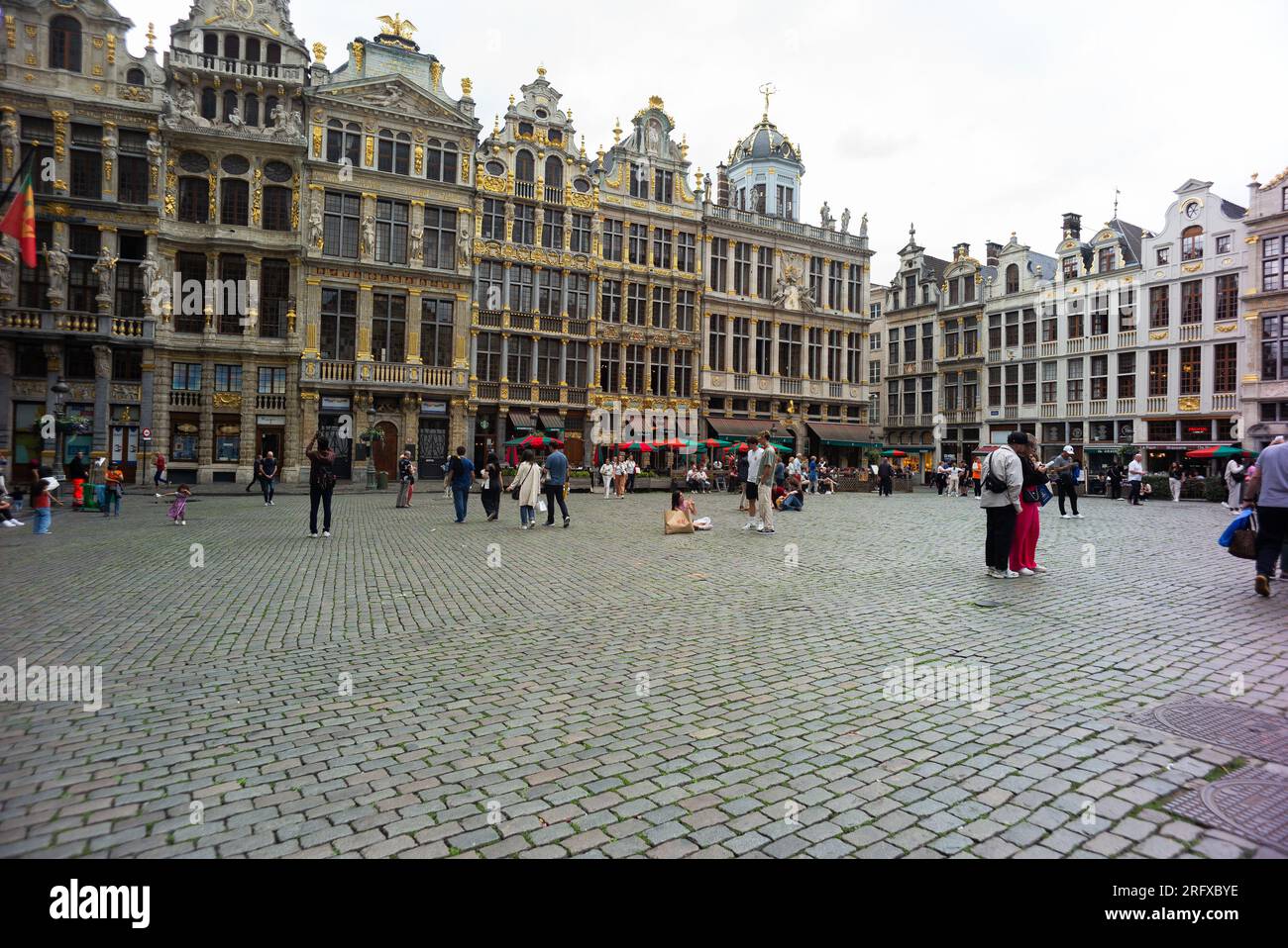 Der Grand Place ist der zentrale Platz von Brüssel. Weltweit bekannt