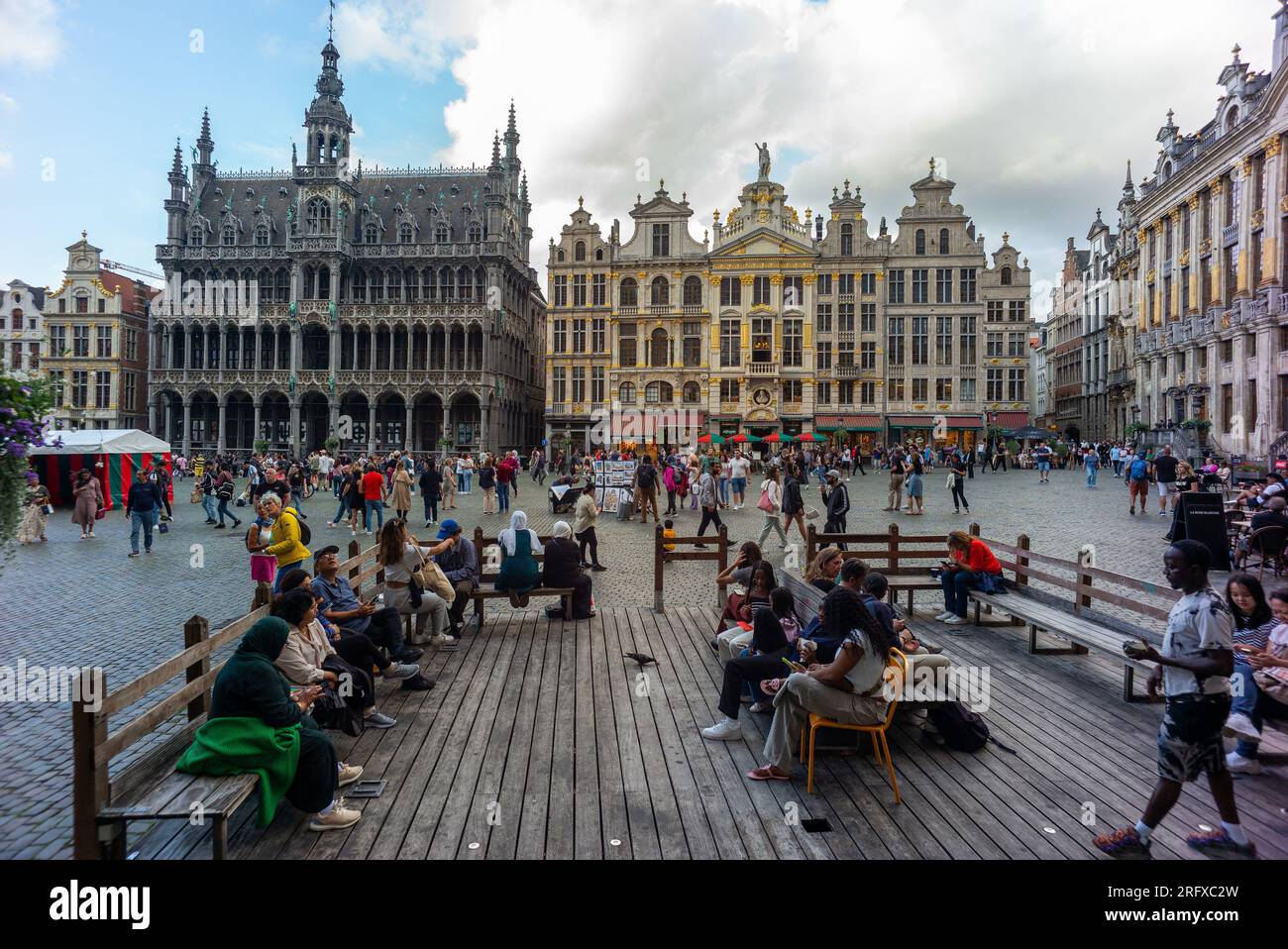 Der Grand Place ist der zentrale Platz von Brüssel. Weltweit bekannt für seinen Zierreichtum. Es gilt als einer der schönsten Plätze in Stockfoto