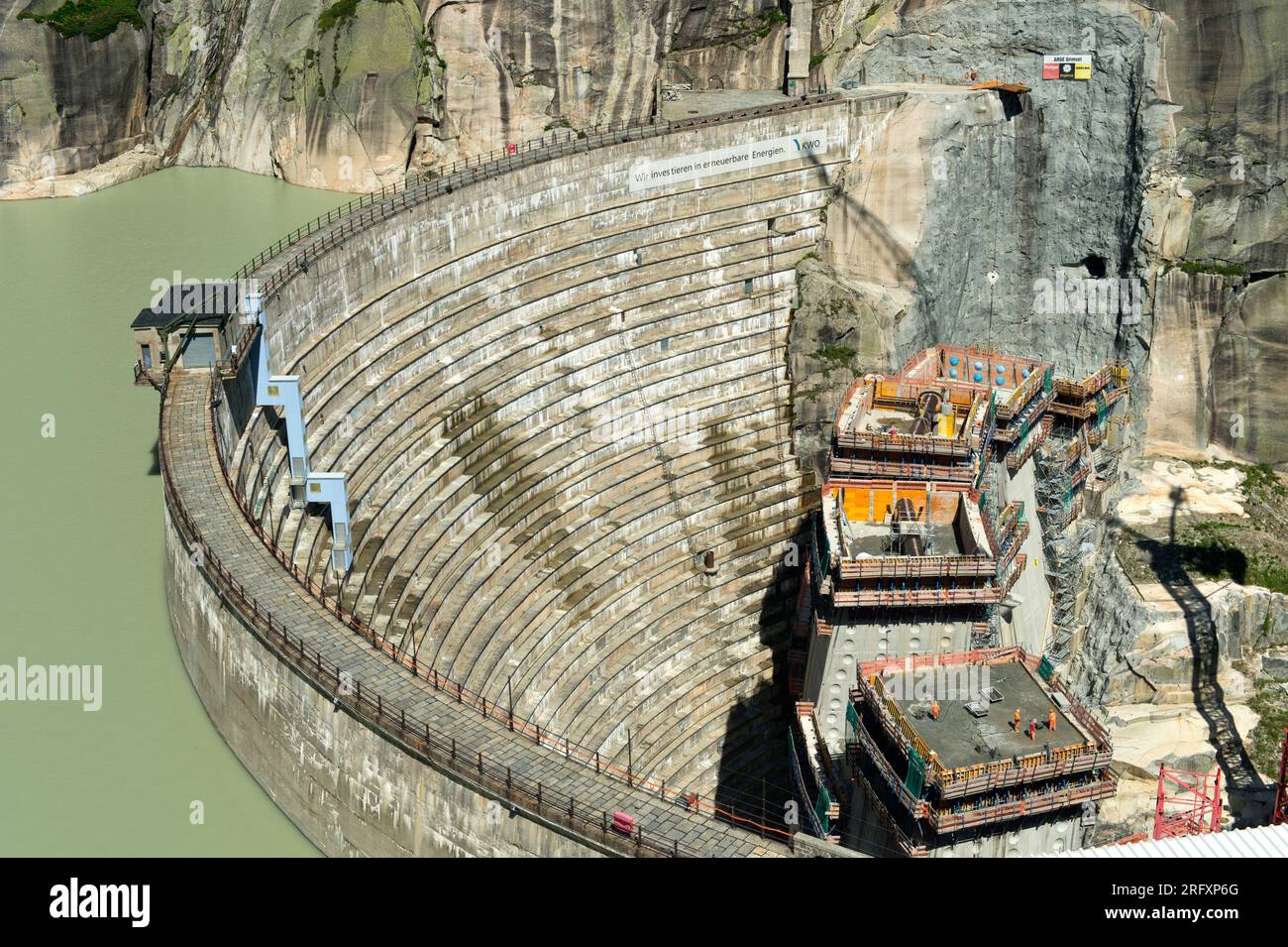 Baustelle für den Ersatz-Spitallamm-Staudamm am Grimselsee-Reservoir, Guttannen, Kanton Bern, Schweiz Stockfoto