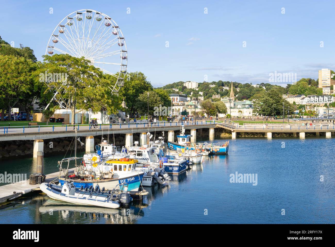 Torquay devon Fischerboote liegen an der Princess Parade Anlegestellen an der Torquay Marina Torquay Devon English Riviera England UK GB Europa Stockfoto