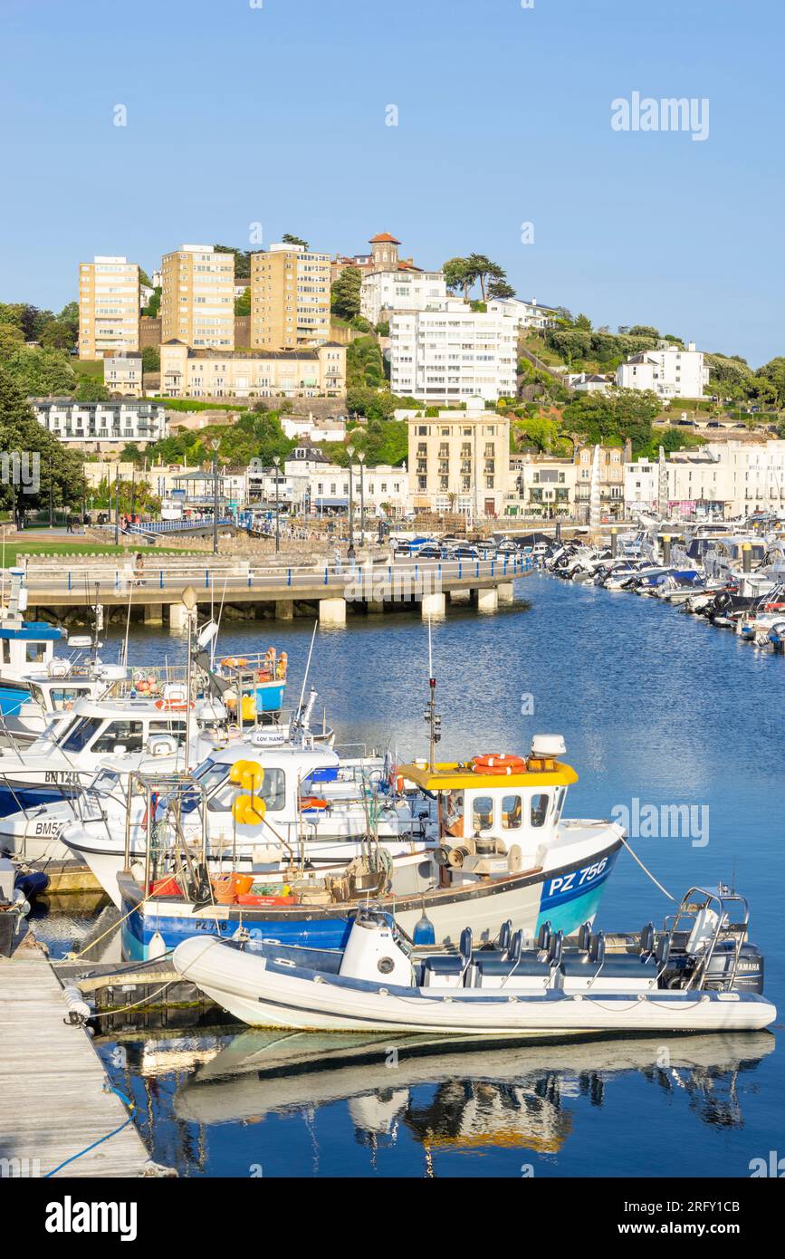 Angelboote Torquay Devon Torbay liegen an den Anlegestellen der Princess Parade am Torquay Marina Torquay Devon English Riviera England GB Europa Stockfoto