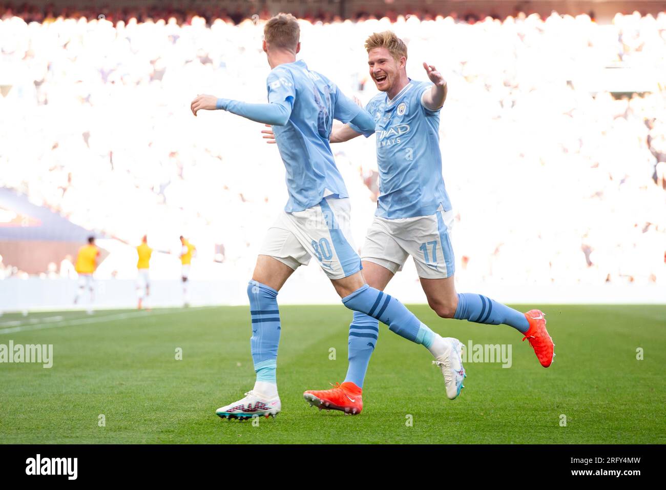 Cole Palmer aus Manchester City feiert seine Feier nach einem Tor während des FA Community Shield-Spiels zwischen Arsenal und Manchester City am Sonntag, den 6. August 2023 im Wembley Stadium in London. (Foto: Federico Guerra Maranesi | MI News) Guthaben: MI News & Sport /Alamy Live News Stockfoto