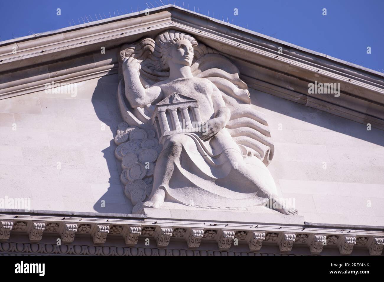Lady Sculpture Bank of England, Threadneedle Street, London Stockfoto