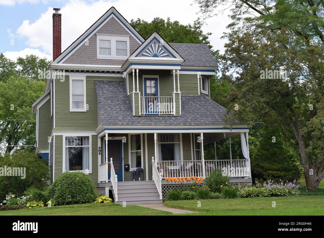 Wheaton, Illinois, USA. Ein gut gepflegtes, stattlich altes Haus in den Vororten von Chicago. Stockfoto