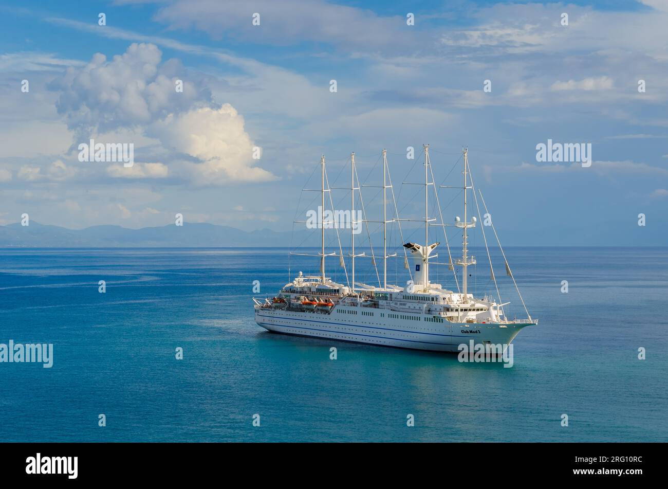 Mittelmeer - September 21. 2015 - Club Med 2, ein computergesteuerter Staysail-Schoner mit fünf Masten, der sich im Besitz des Club Med und der Oper befindet und betrieben wird Stockfoto