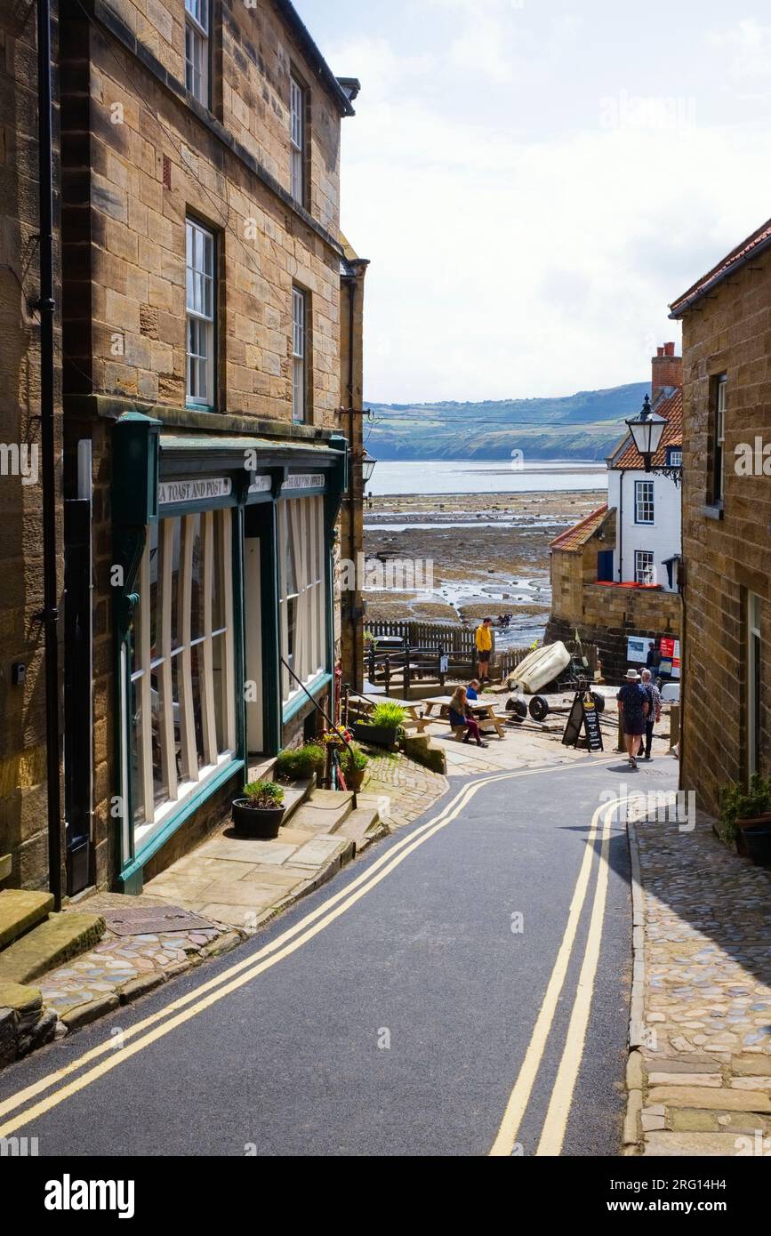 Ich schaue runter in die Robin Hoods Bay Stockfoto