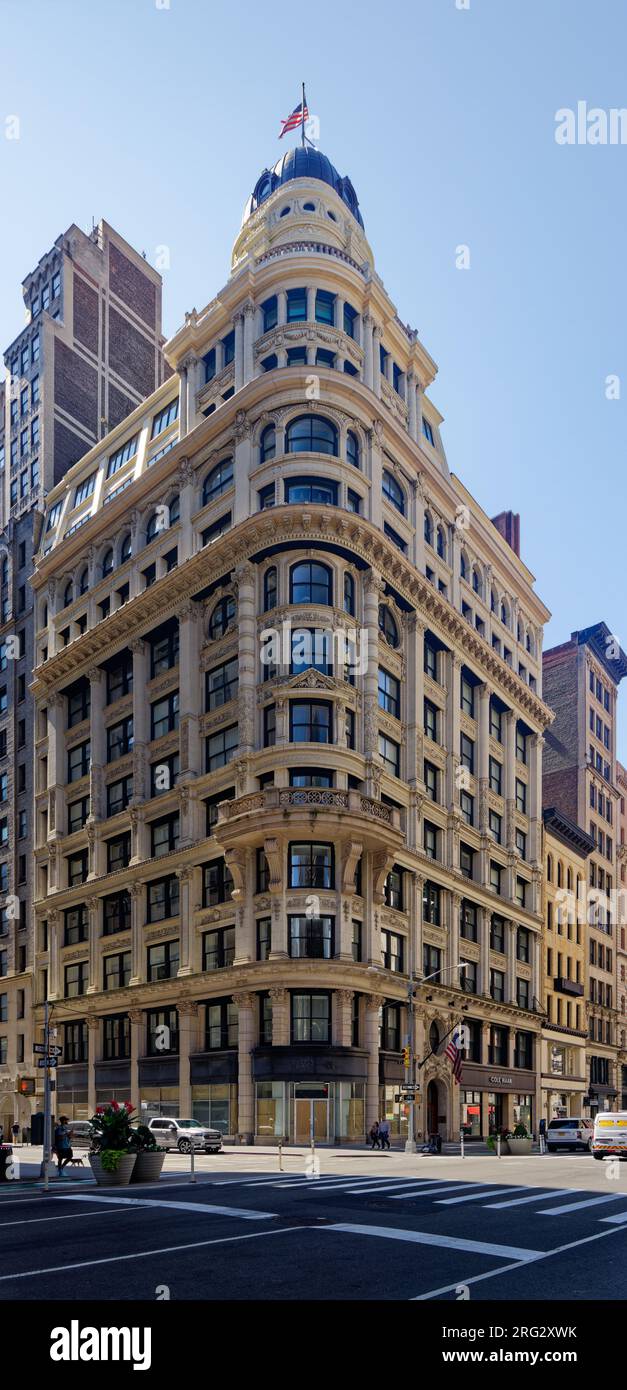 Ladies' Mile Historic District: Das ehemalige Gebäude der Merchants Bank of New York wurde 2009 in Wohnwohnungen umgewandelt. Stockfoto