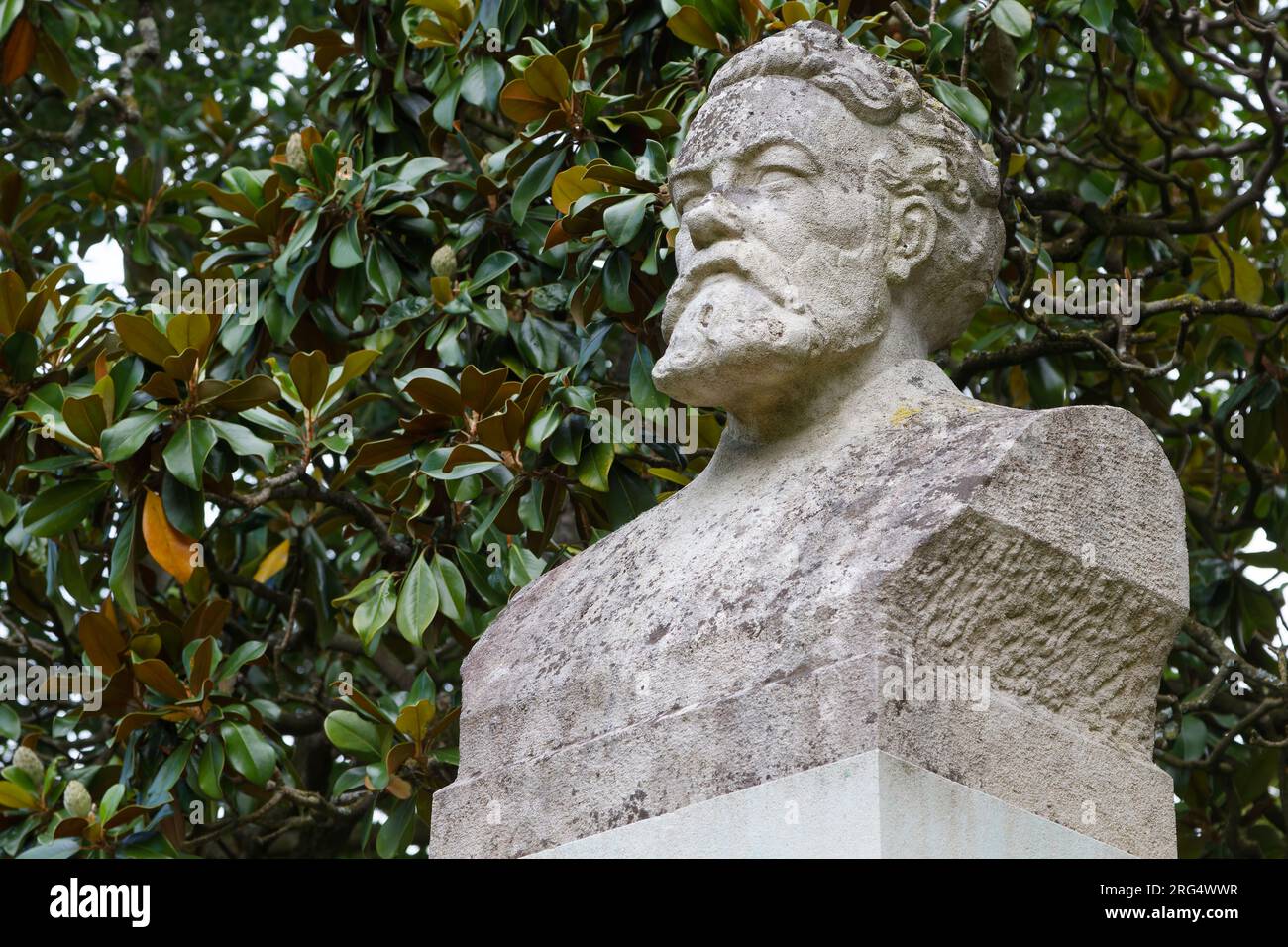 Eine Wiege der Vorstellungskraft - Jules Vernes Büste - Jardin des Plantes - Nantes - Pays de la Loire - Frankreich Stockfoto
