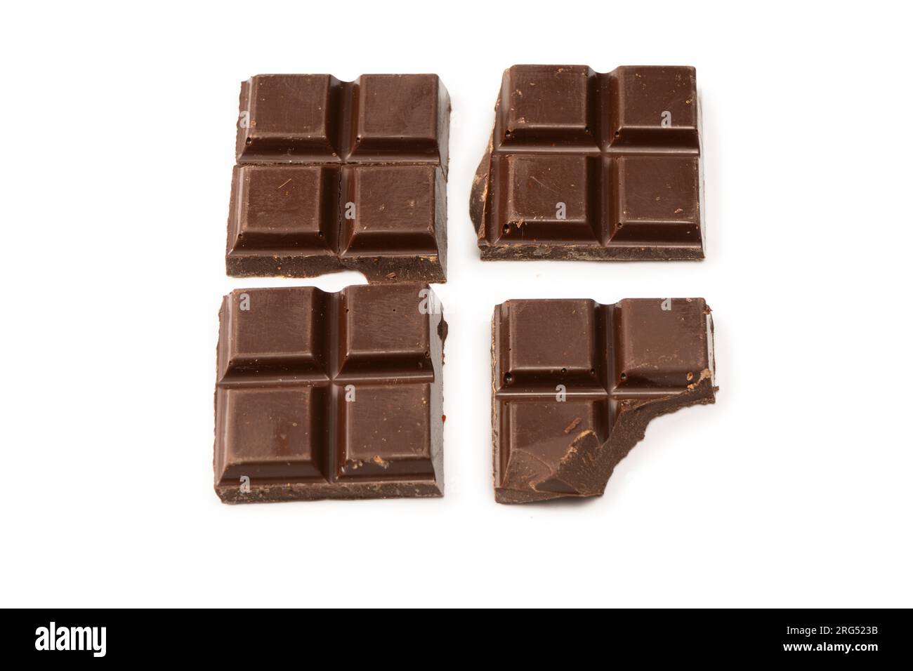Ein Schokoladenriegel isoliert auf weißem Hintergrund. Stockfoto