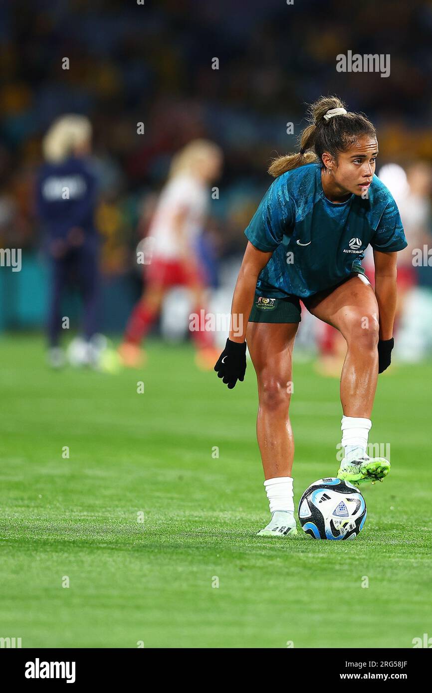 7. August 2023; Stadium Australia, Sydney, NSW, Australien: FIFA Womens World Cup Runde 16 Fußball, Australien gegen Dänemark; Mary Fowler aus Australien während der Aufwärmübungen vor dem Spiel Stockfoto