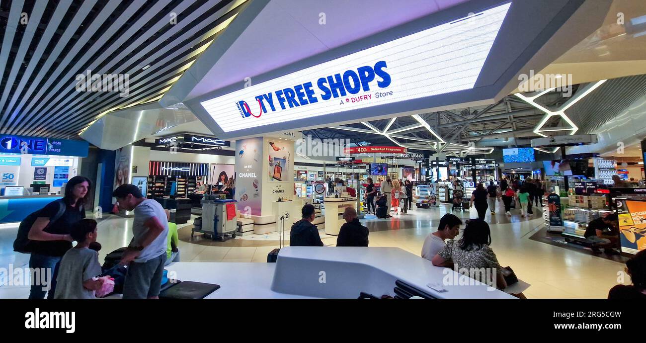 Duty-Free-Shop, Flughafen Eleftherios Venizelou, Athen, Griechenland, Südeuropa Stockfoto