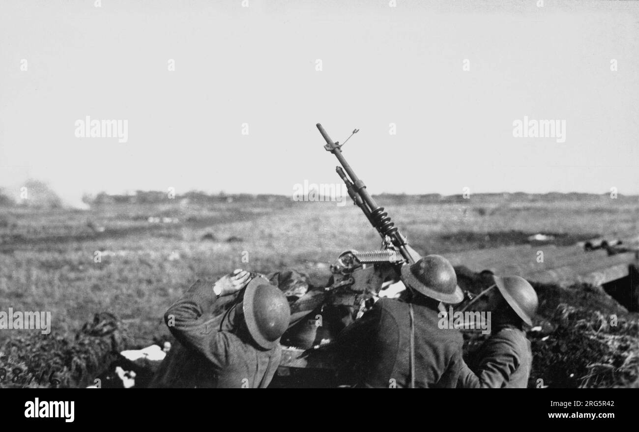 PLATEAU CHEMIN DES DAMES, FRANKREICH - 05. März 1918 - an anti-Aircraft Machine gun of US Army 101. Field Artillery (ehemals 1. Massachusetts F.A., New Stockfoto