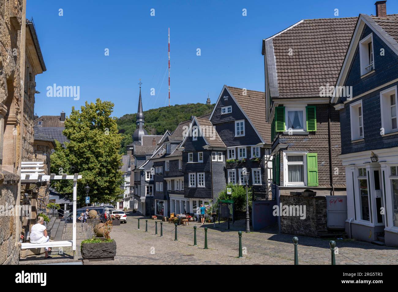 Die Altstadt von Langenberg, ein Bezirk Velbert im Bezirk Mettmann, eine von 2 Antennen des Senders Langenberg des WDR for Stockfoto