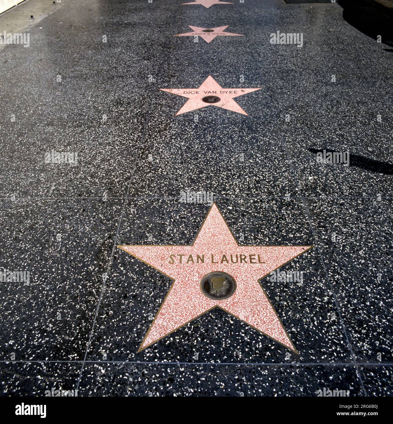 HOLLYWOOD - 17. MAI; 2018: Stan Laurels Star auf dem Hollywood Walk of Fame; dieser Stern befindet sich auf dem Hollywood Blvd. Und ist einer von 2400 Prominenten. Stockfoto
