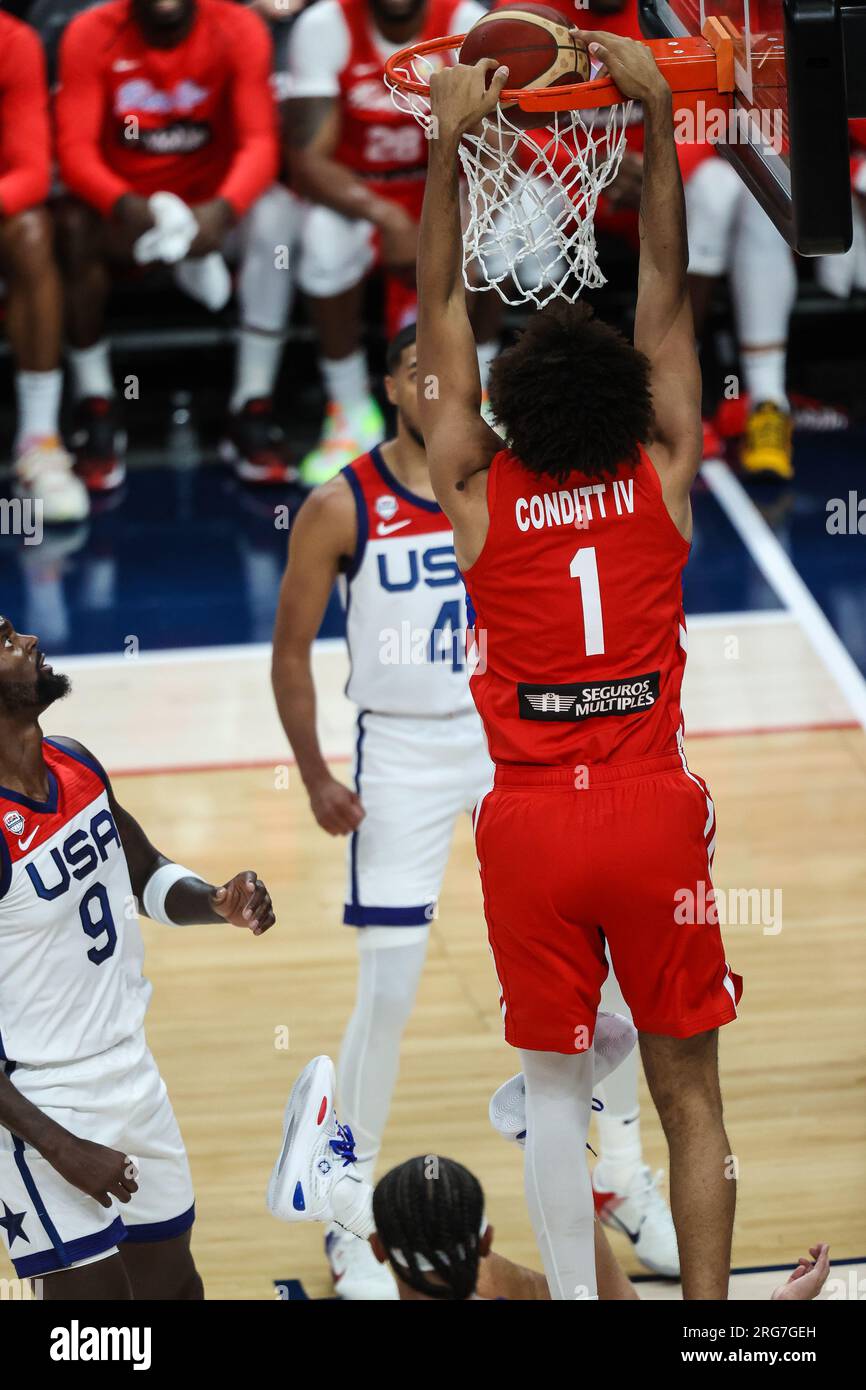 7. August 2023: Puerto Rico Forward George Conditt IV (1) taucht den Ball während der zweiten Hälfte des USA Basketball Showcase mit den USA gegen Puerto Rico in der T-Mobile Arena am 7. August 2023 in Las Vegas, NV, ein. Christopher Trim/CSM. Stockfoto